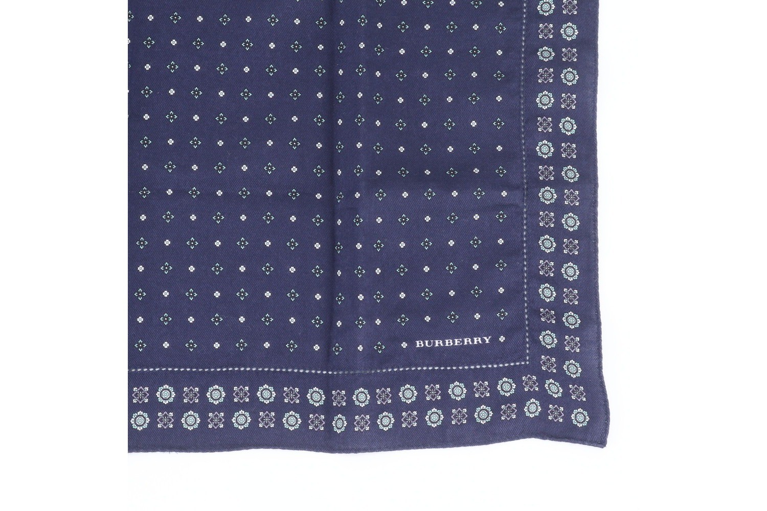 Scarf with tags — view 5