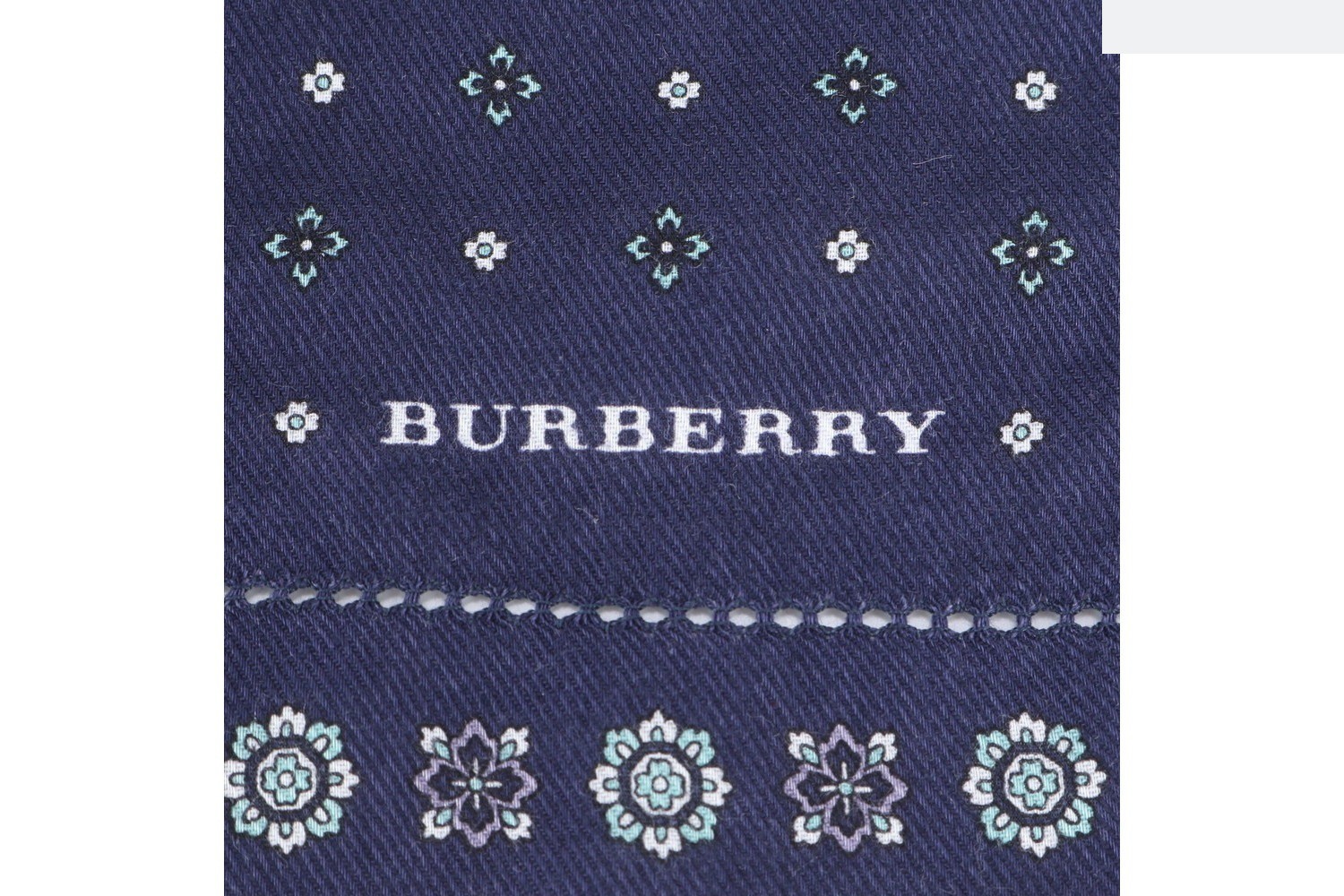 Scarf with tags — view 7
