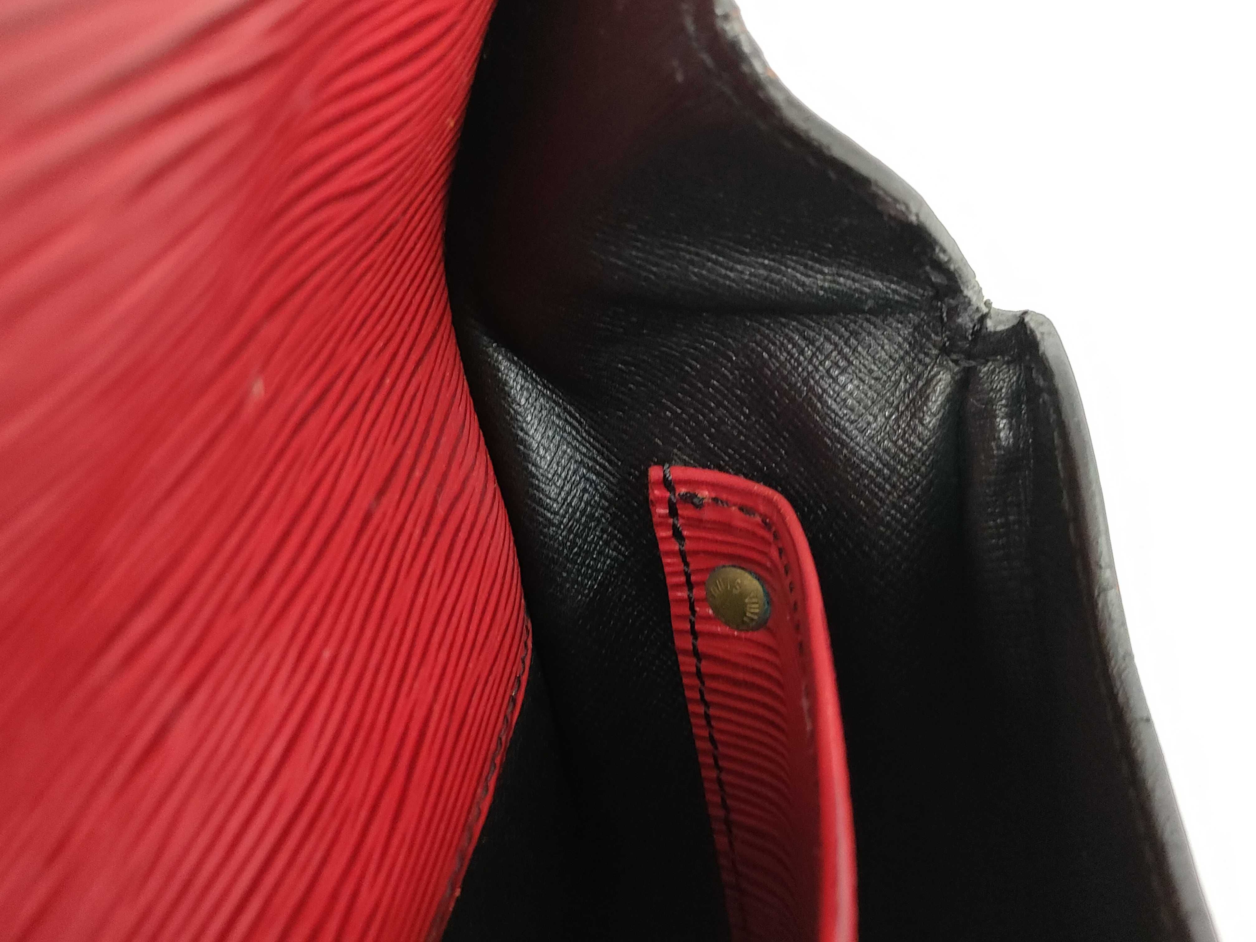 Epi LV Epi Cartouchiere Shoulder Bag — view 11