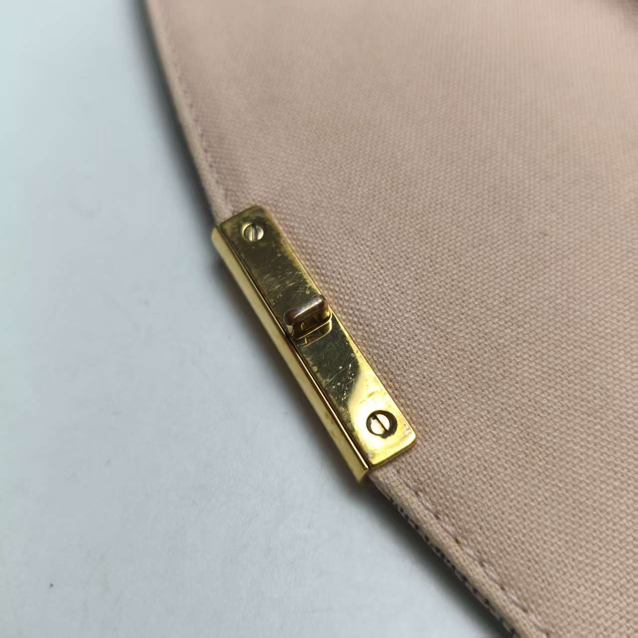 【*Shipped from: China*】LOUIS VUITTON Croisette PU Shoulder Bag — view 15