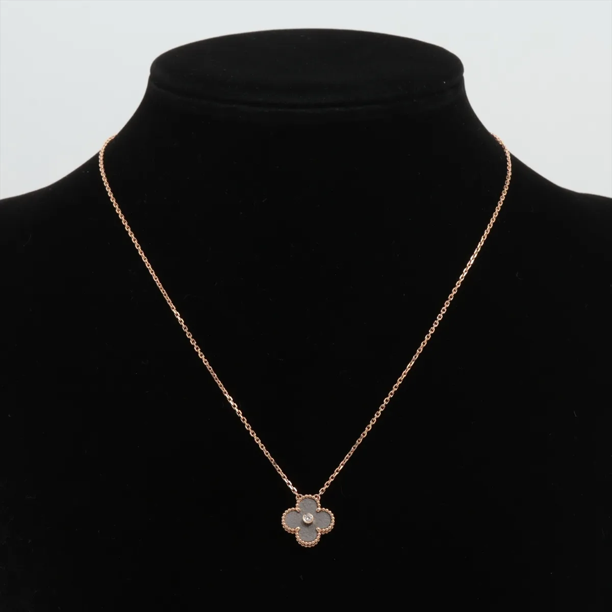 Vintage Alhambra Obsidian Diamond Necklace 750(PG) 6.7g JD614990 Stone — view 5