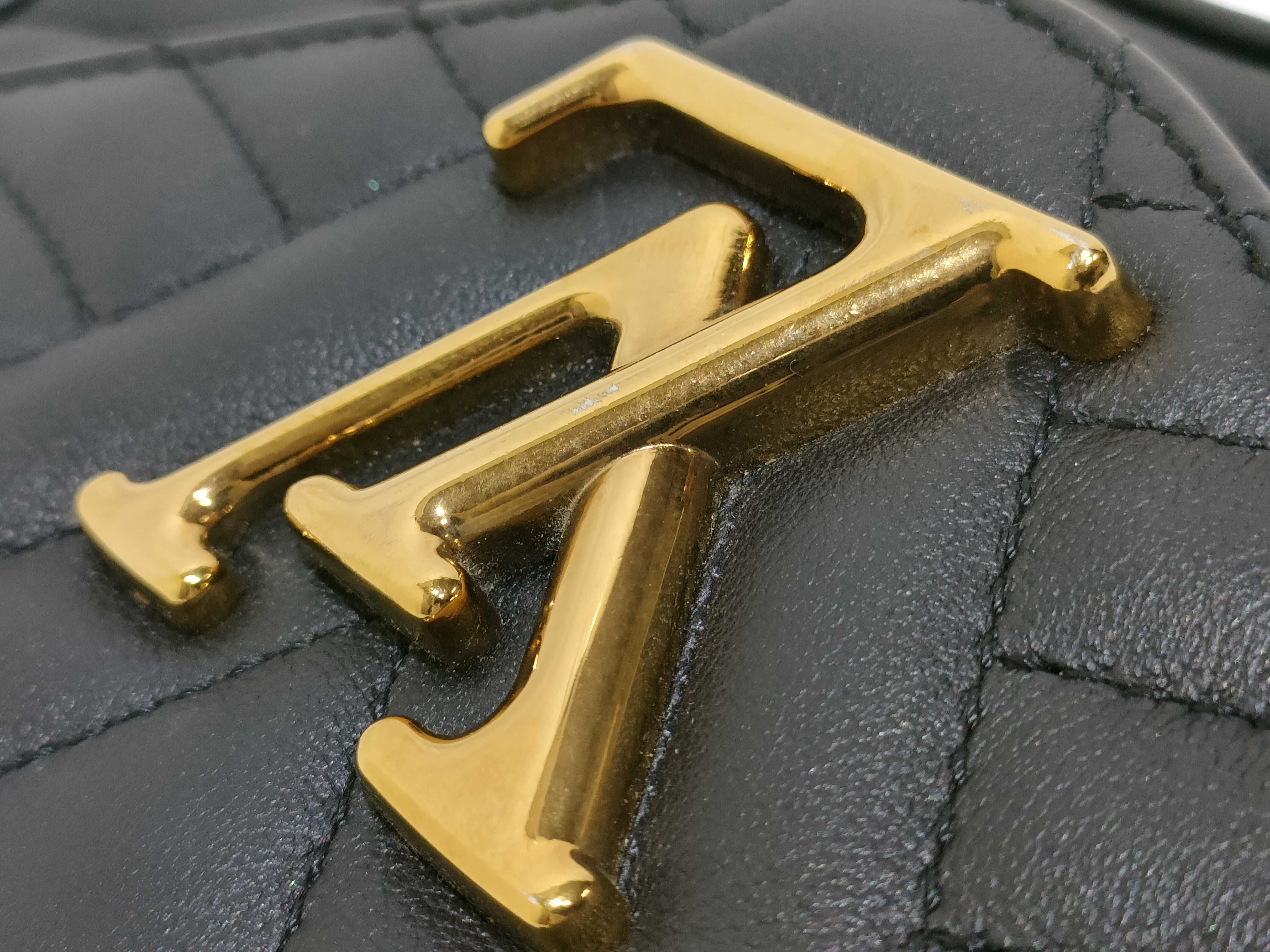 LV Calfskin Black Chain Shoulder Bag — view 15