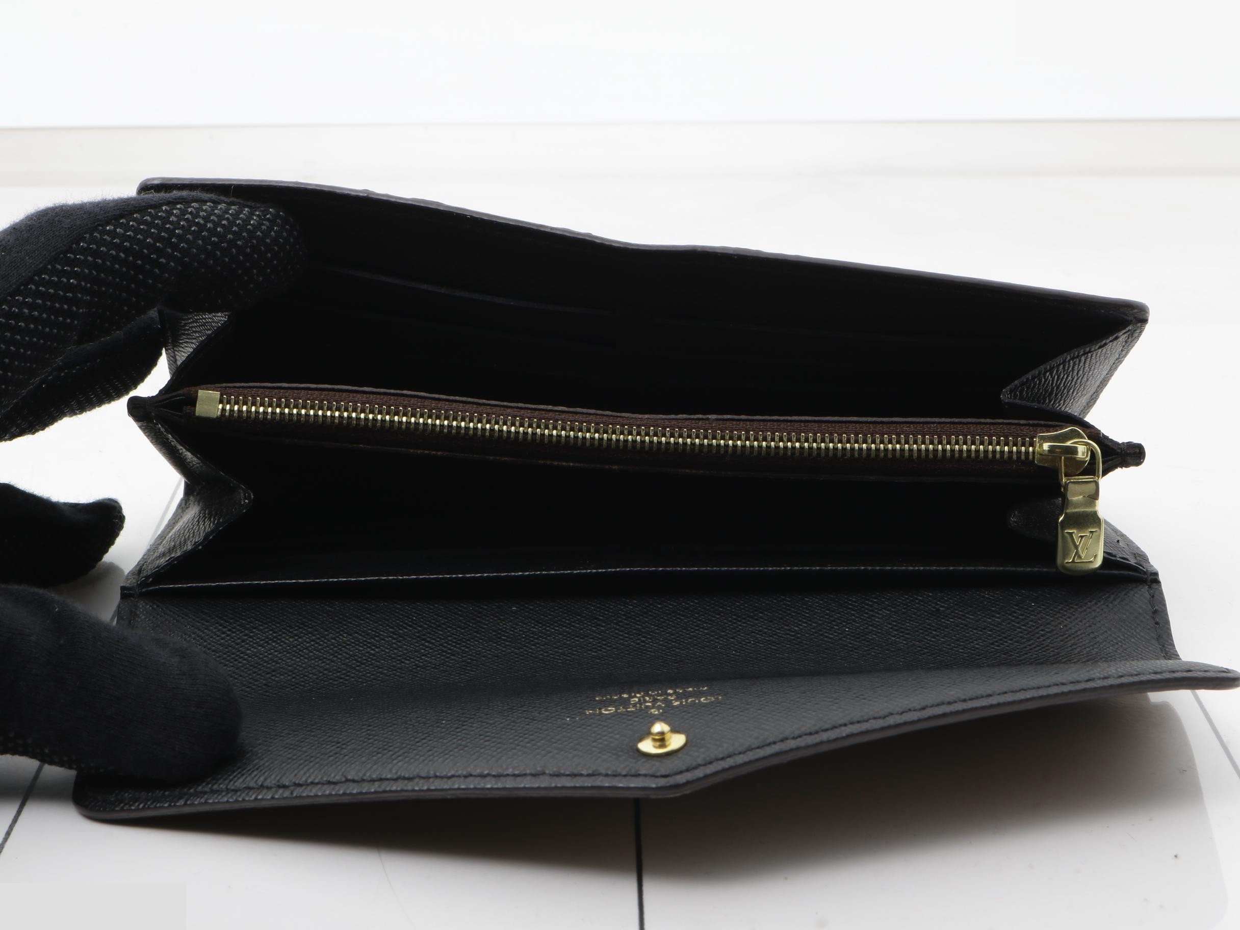 Monogram Giant Reverse Portefeuille Sarah Wallet — view 4