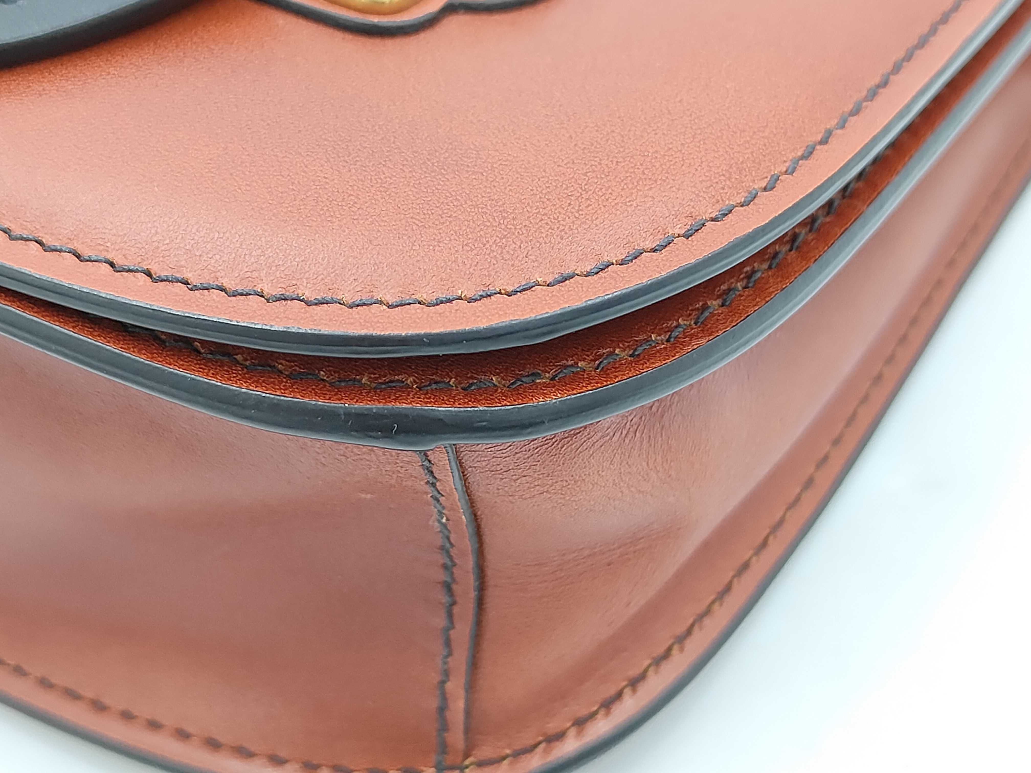 Cahier Leather Orange Black Chain Shoulder Bag — view 6