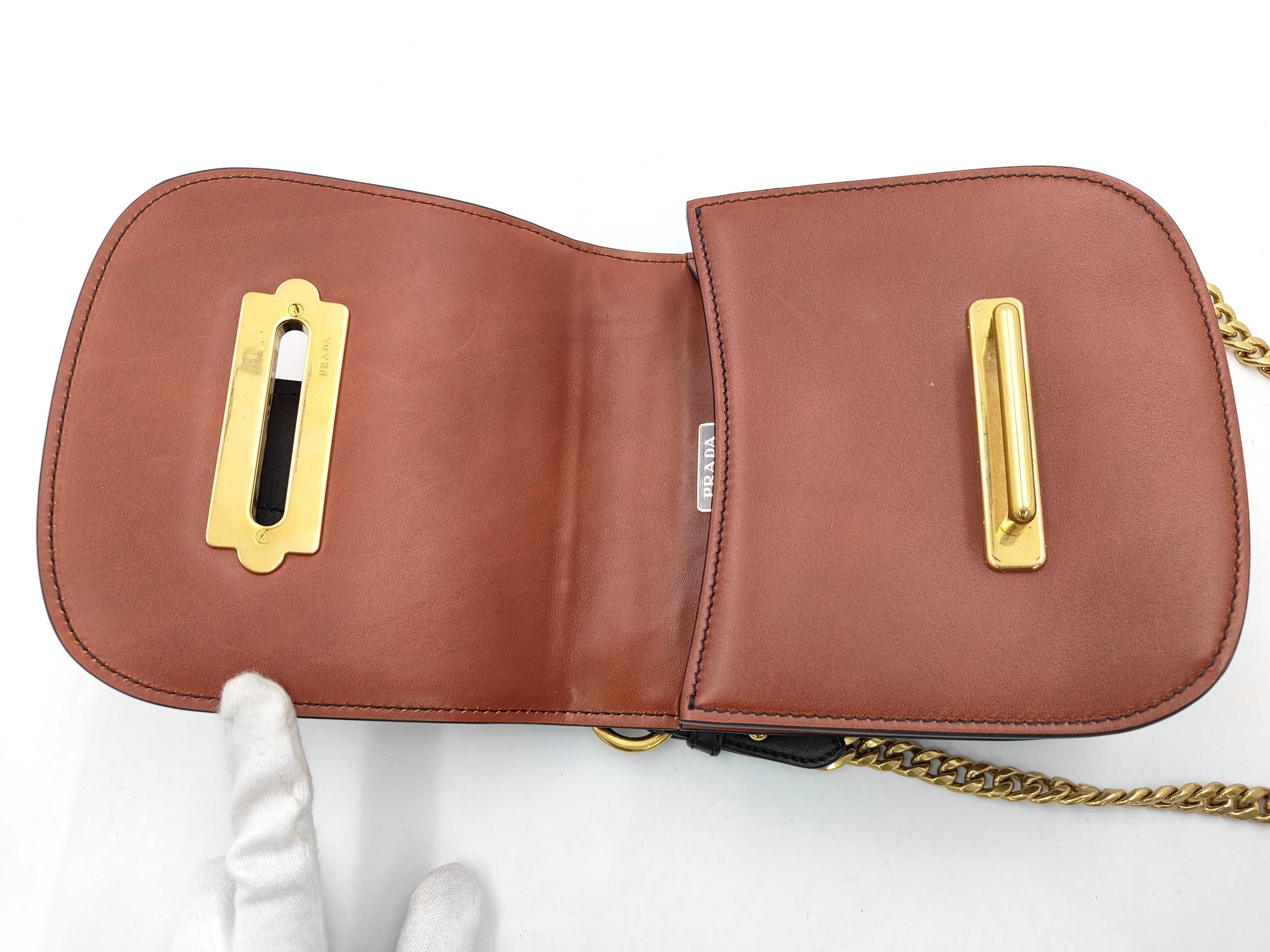 Cahier Leather Orange Black Chain Shoulder Bag — view 8