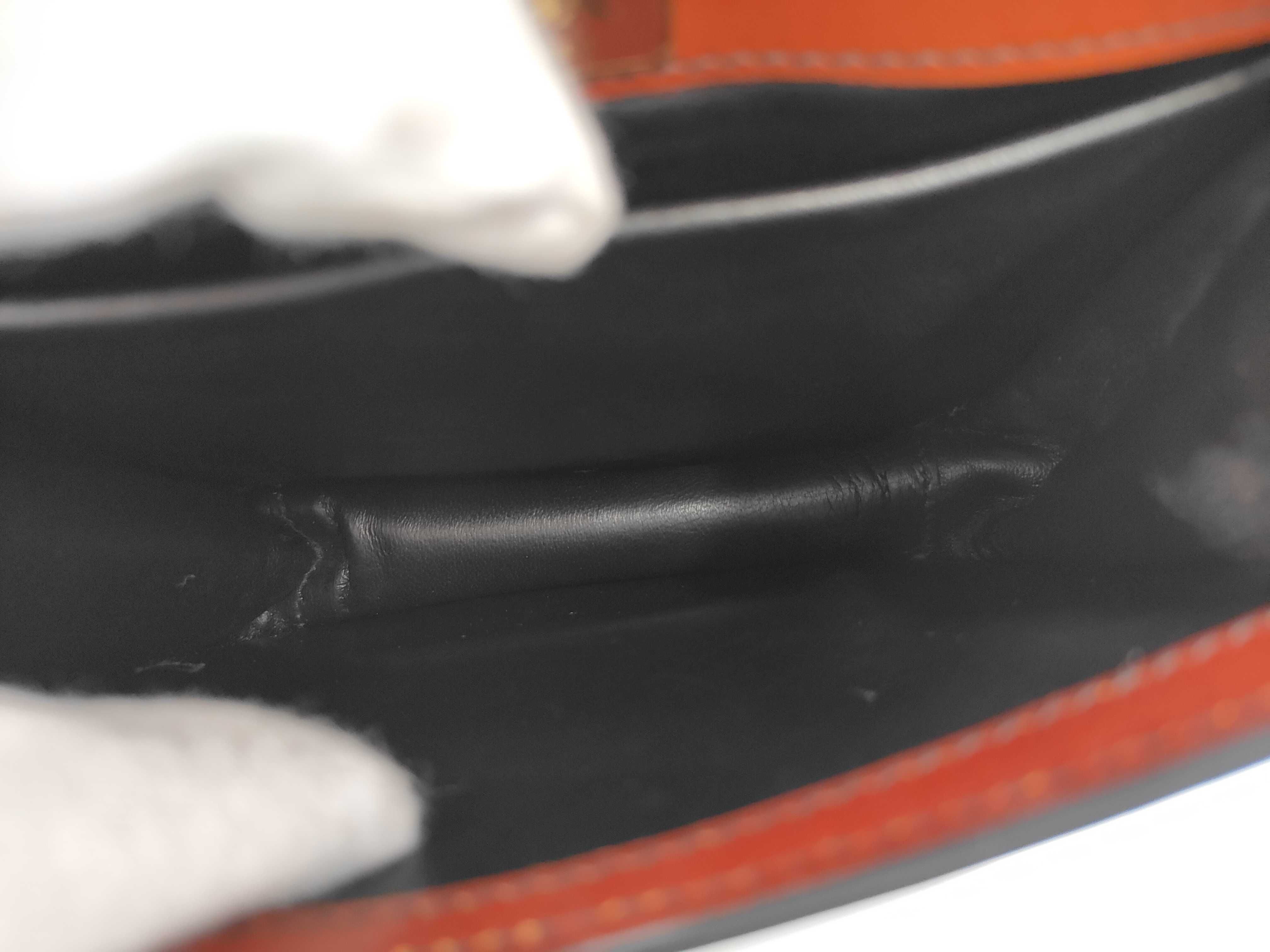 Cahier Leather Orange Black Chain Shoulder Bag — view 9