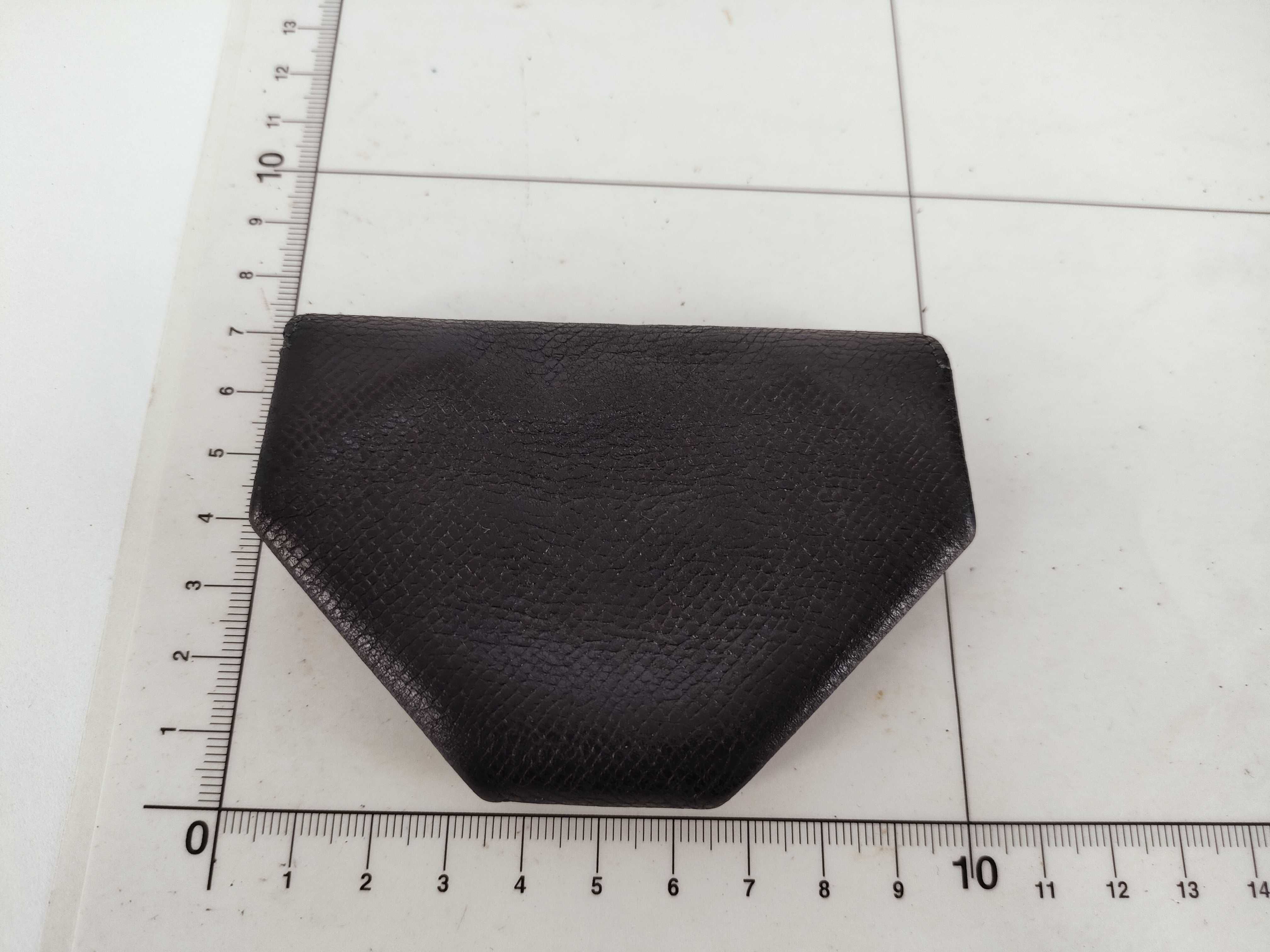 Le Vingt-Quatre Coin Case, Black Coin Case — view 2