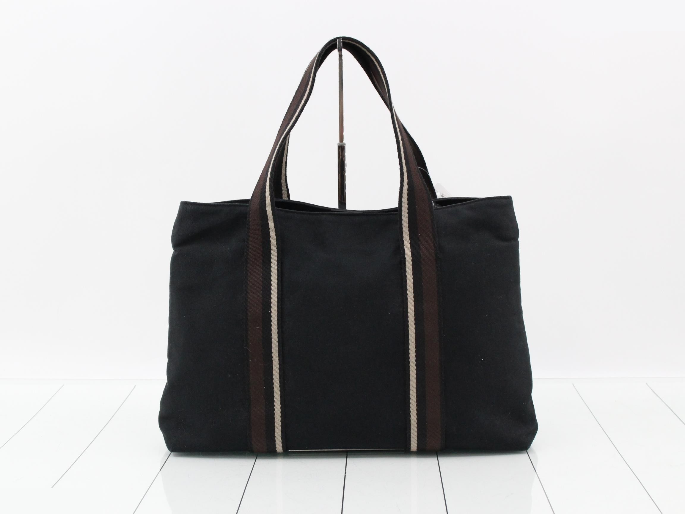 Troca Horizontal MM Tote Bag — view 2