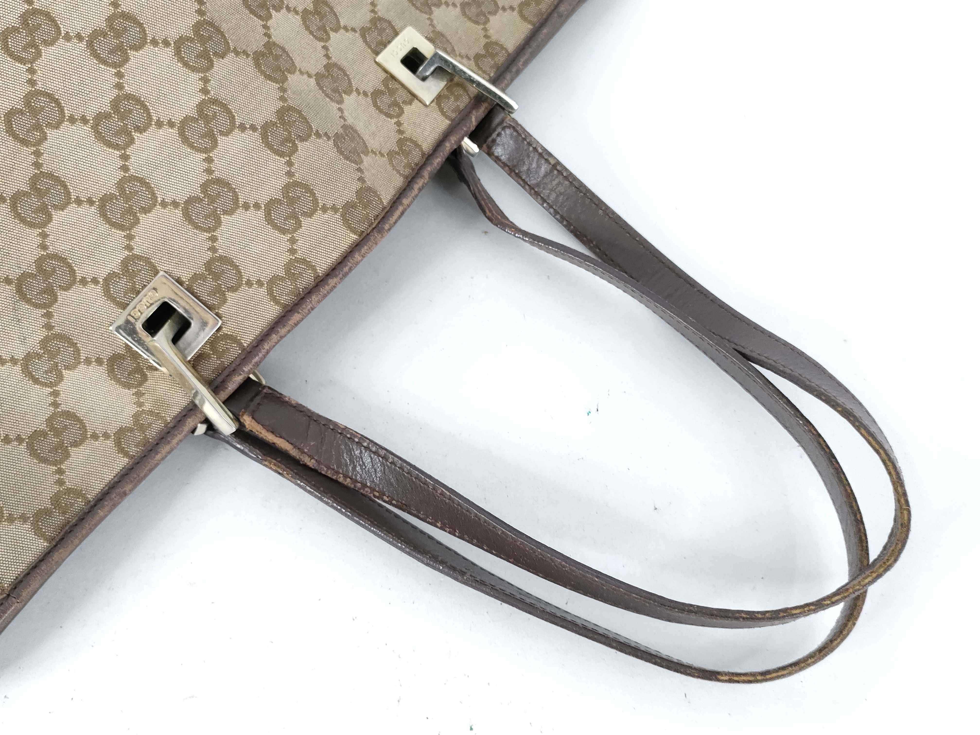 GG Canvas Gucci Tote Bag — view 3