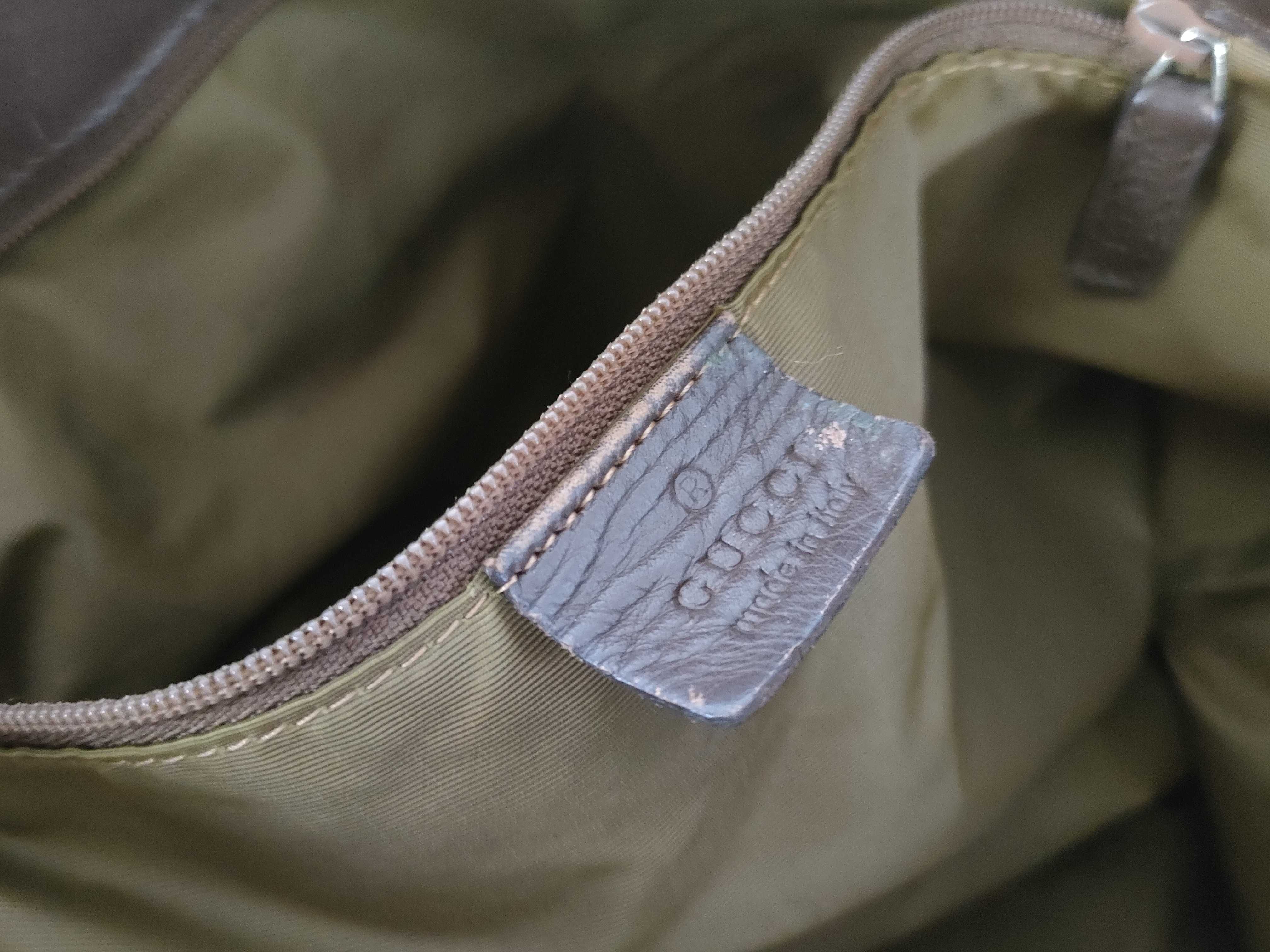 GG Canvas Gucci Tote Bag — view 10