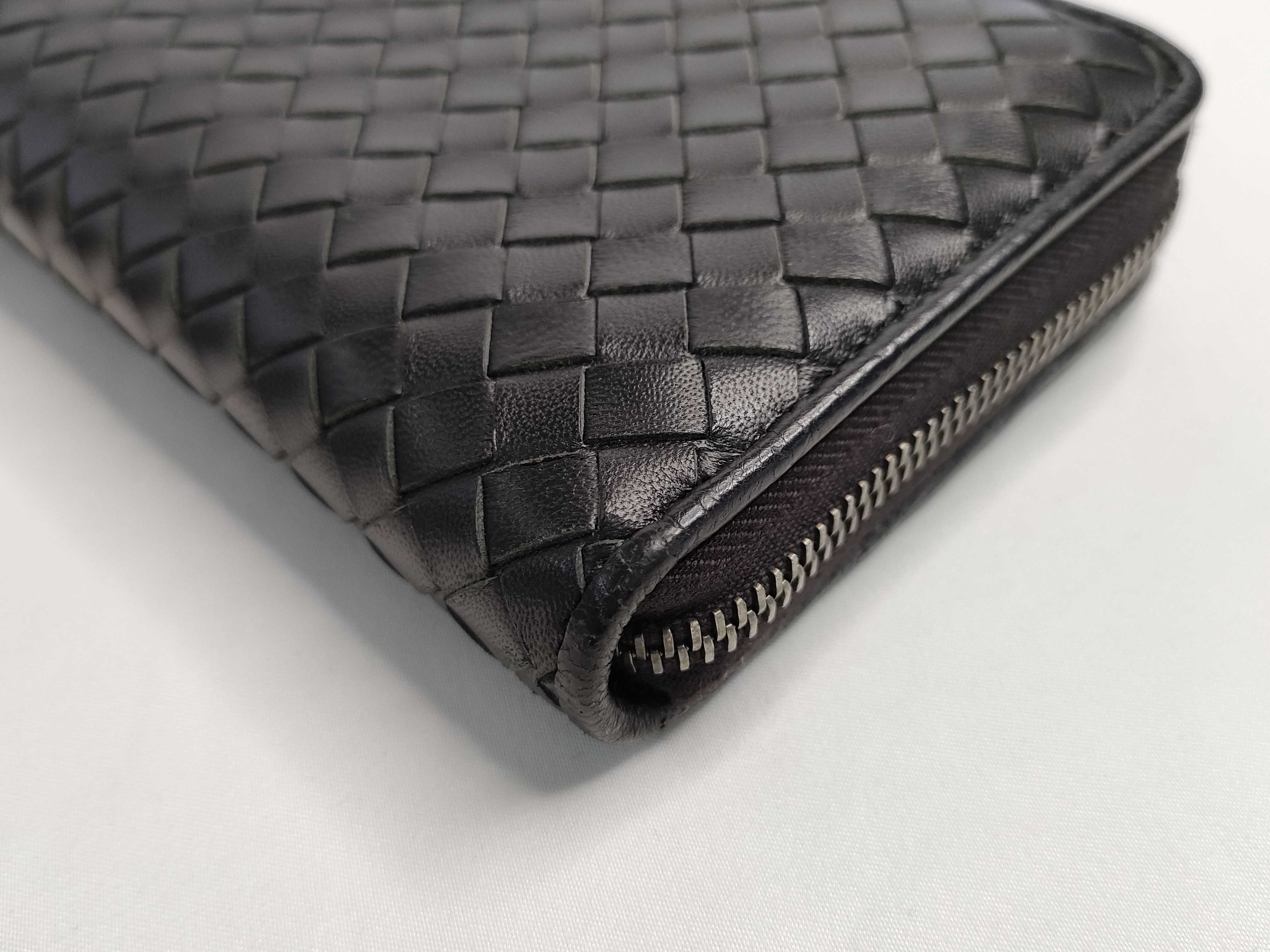 Intrecciato Round Zipper Long Wallet 114076 — view 3