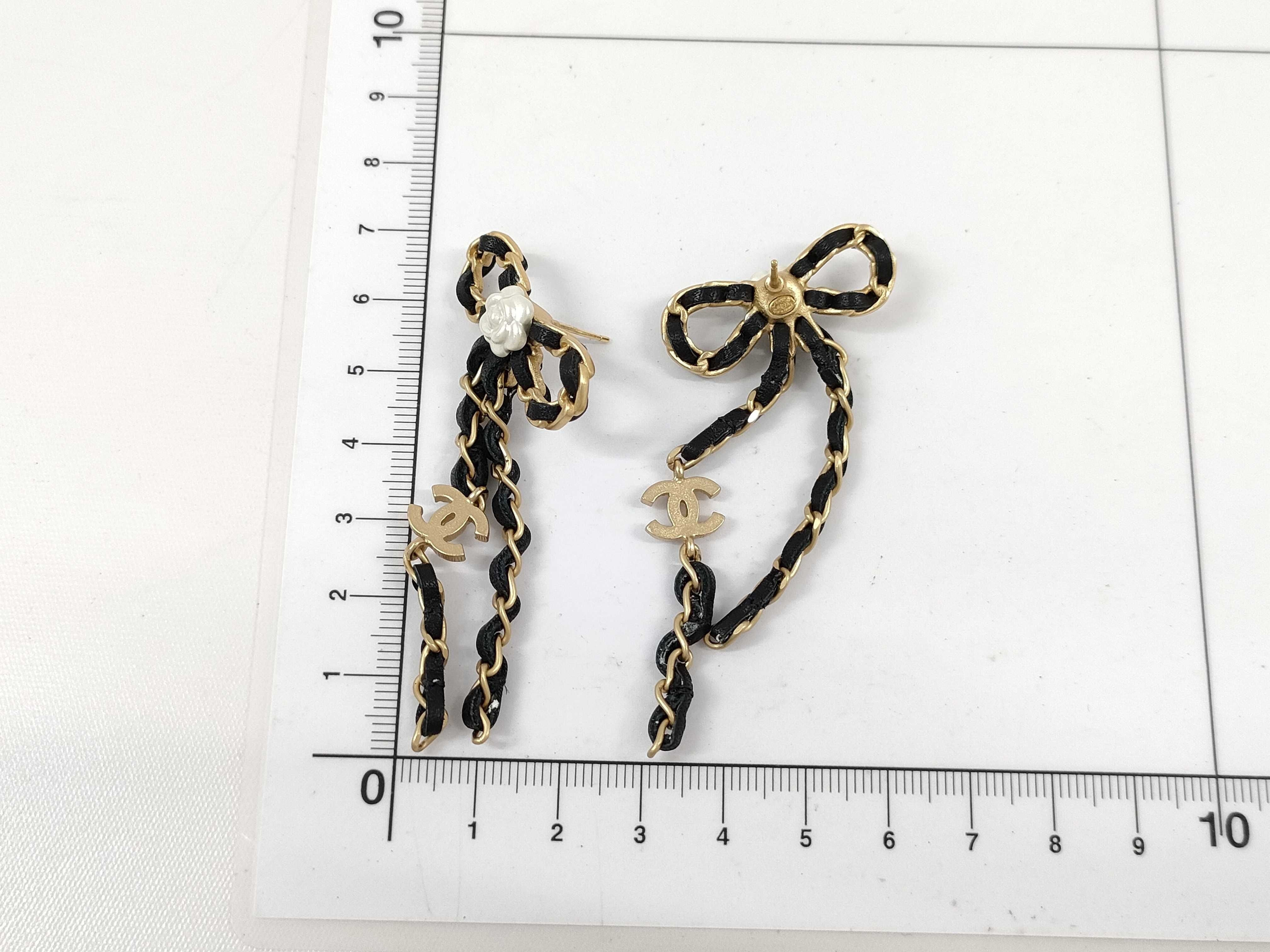earrings — view 5