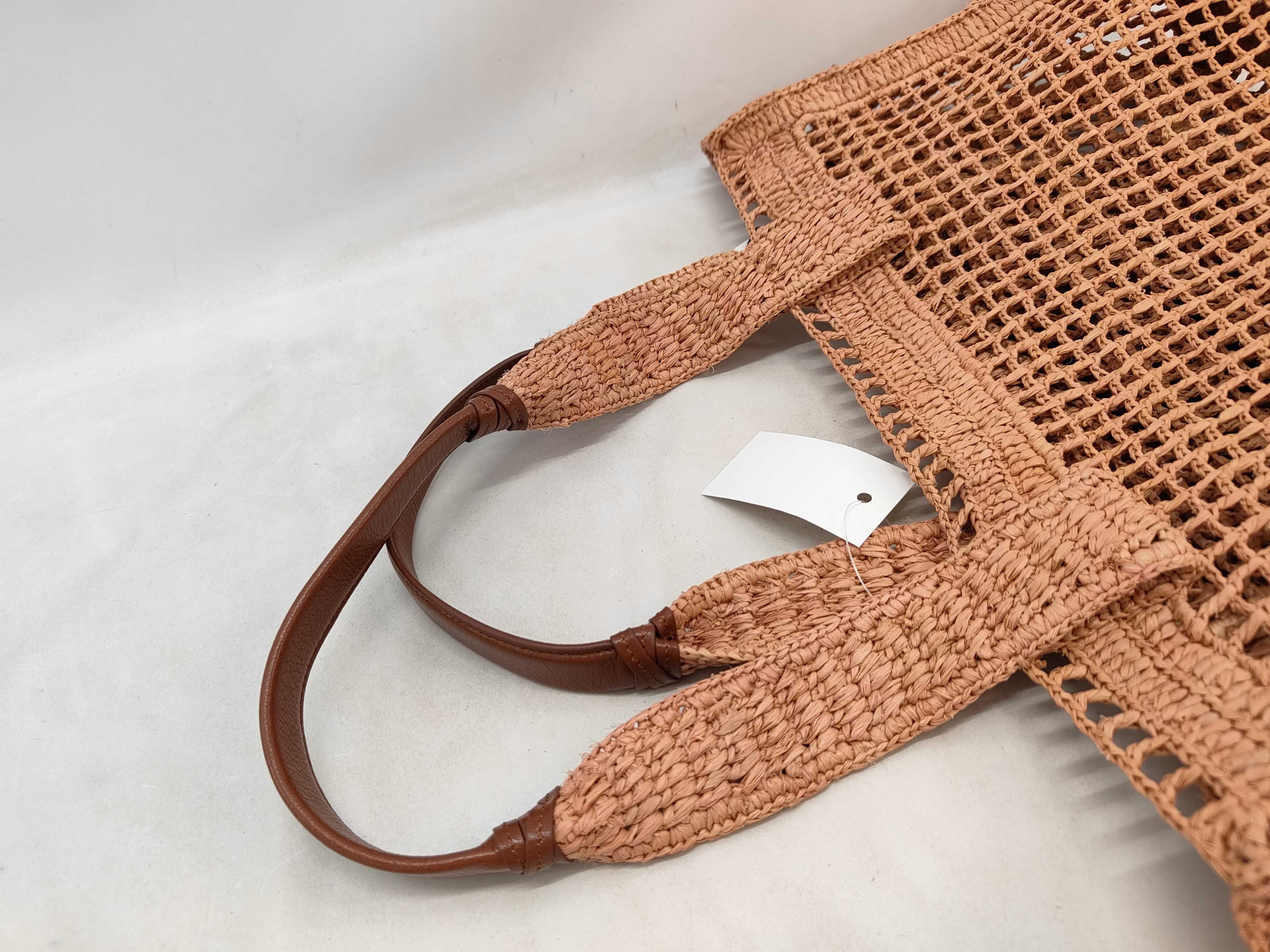 Raffia Summer Banana East West Tote Bag — view 5