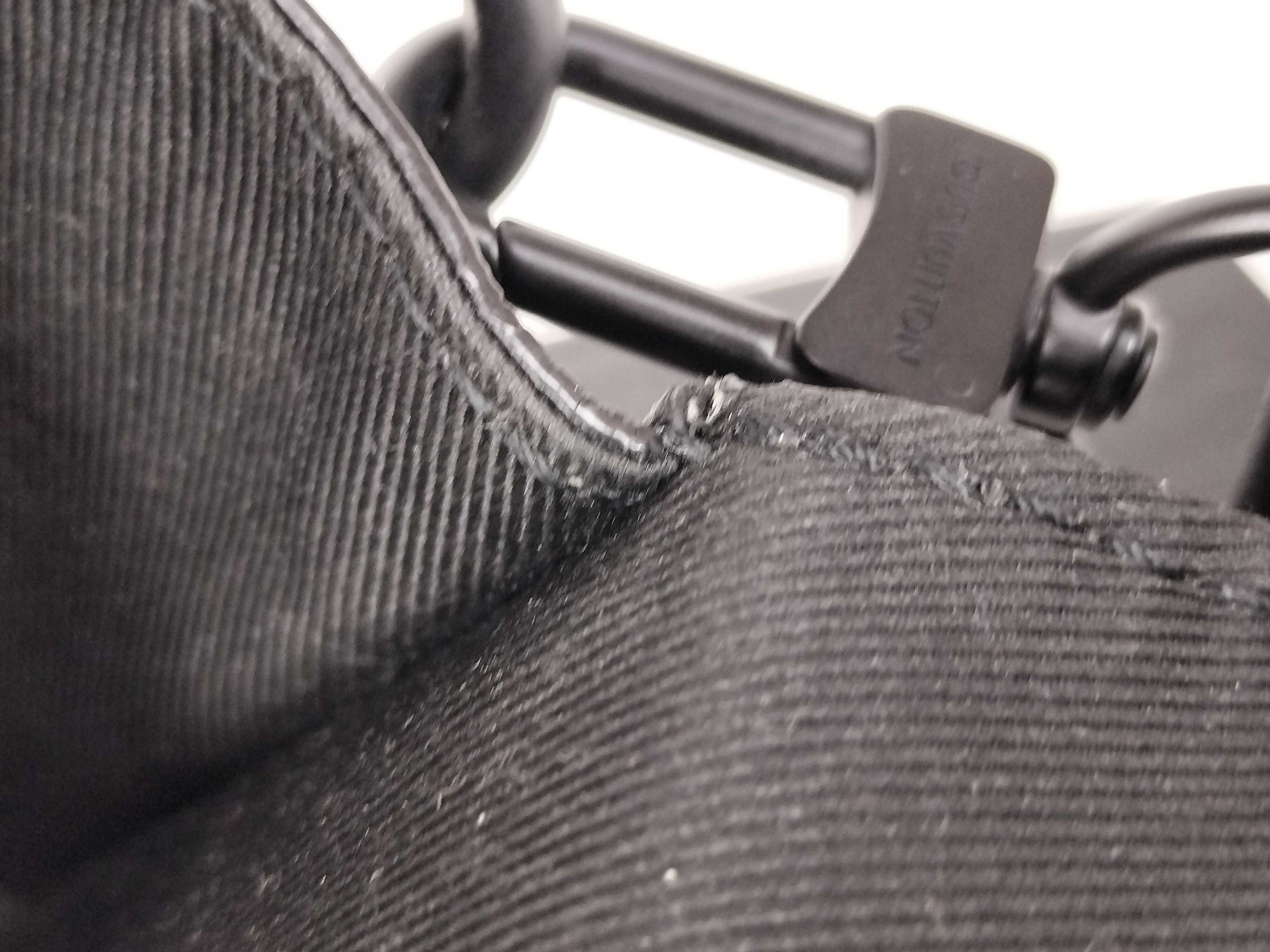 M82085 LV Aerogram Fast Line Wearable Wallet Black Shoulder Bag with Dust Bag — view 9