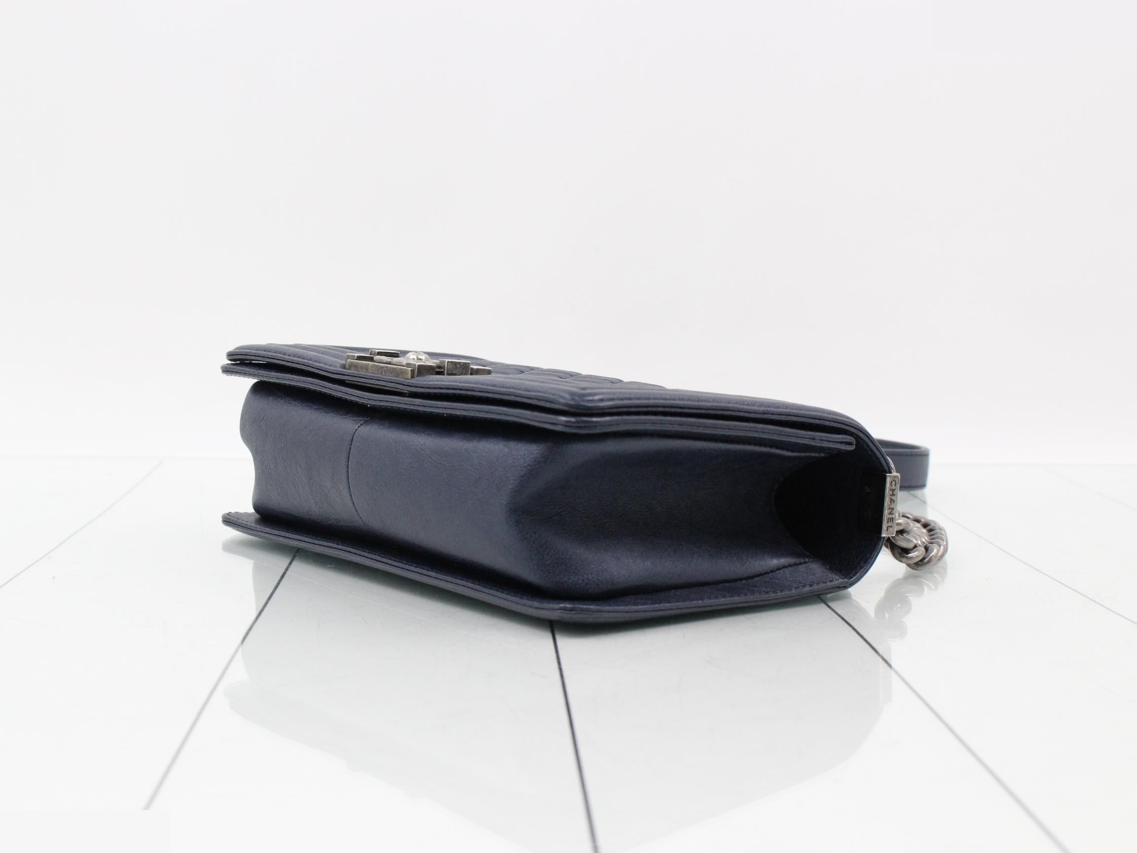 Boy Chanel Lambskin Matelassé, No. 18 — view 6