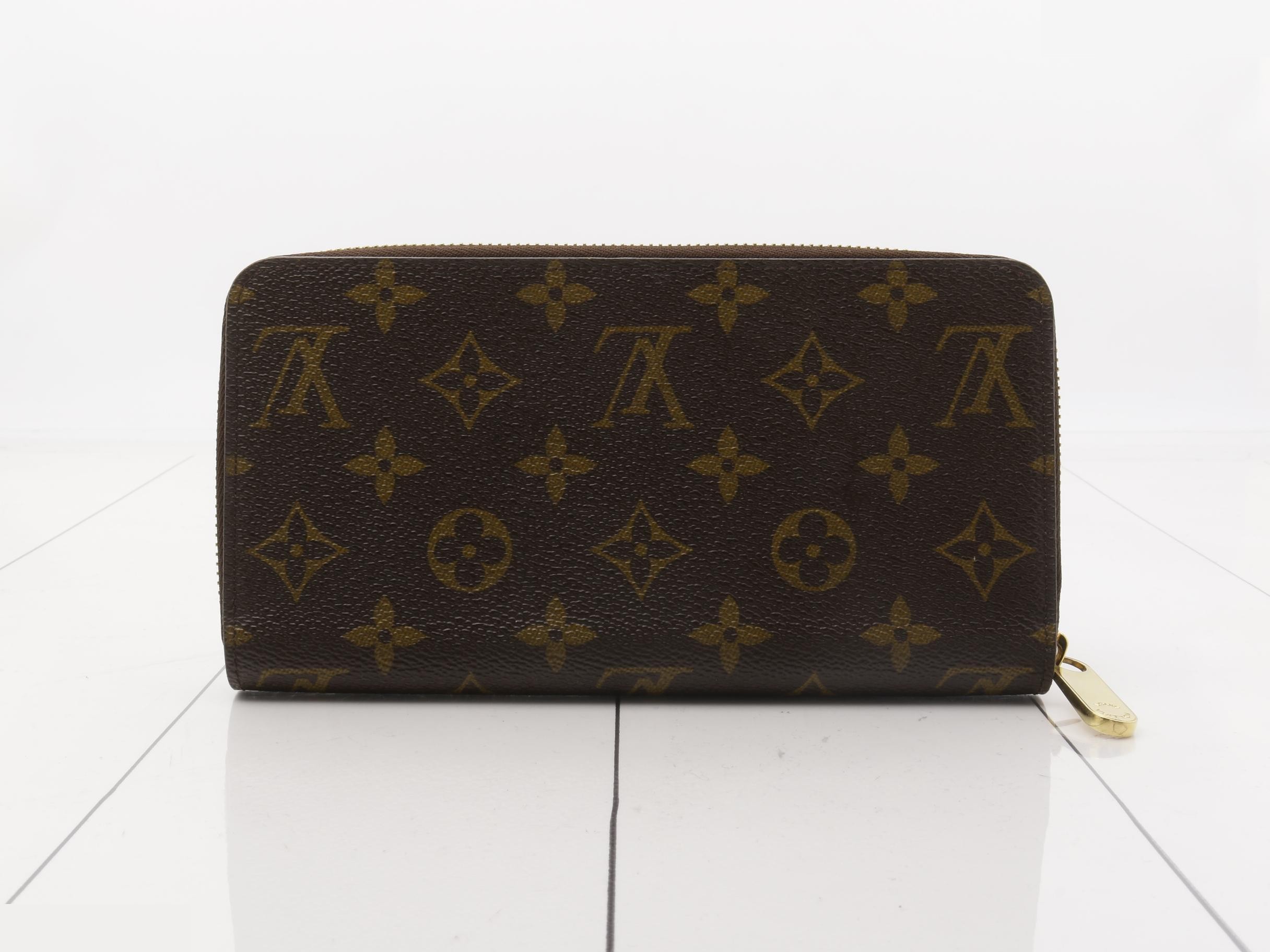 Zippy Wallet Fuchsia — view 2