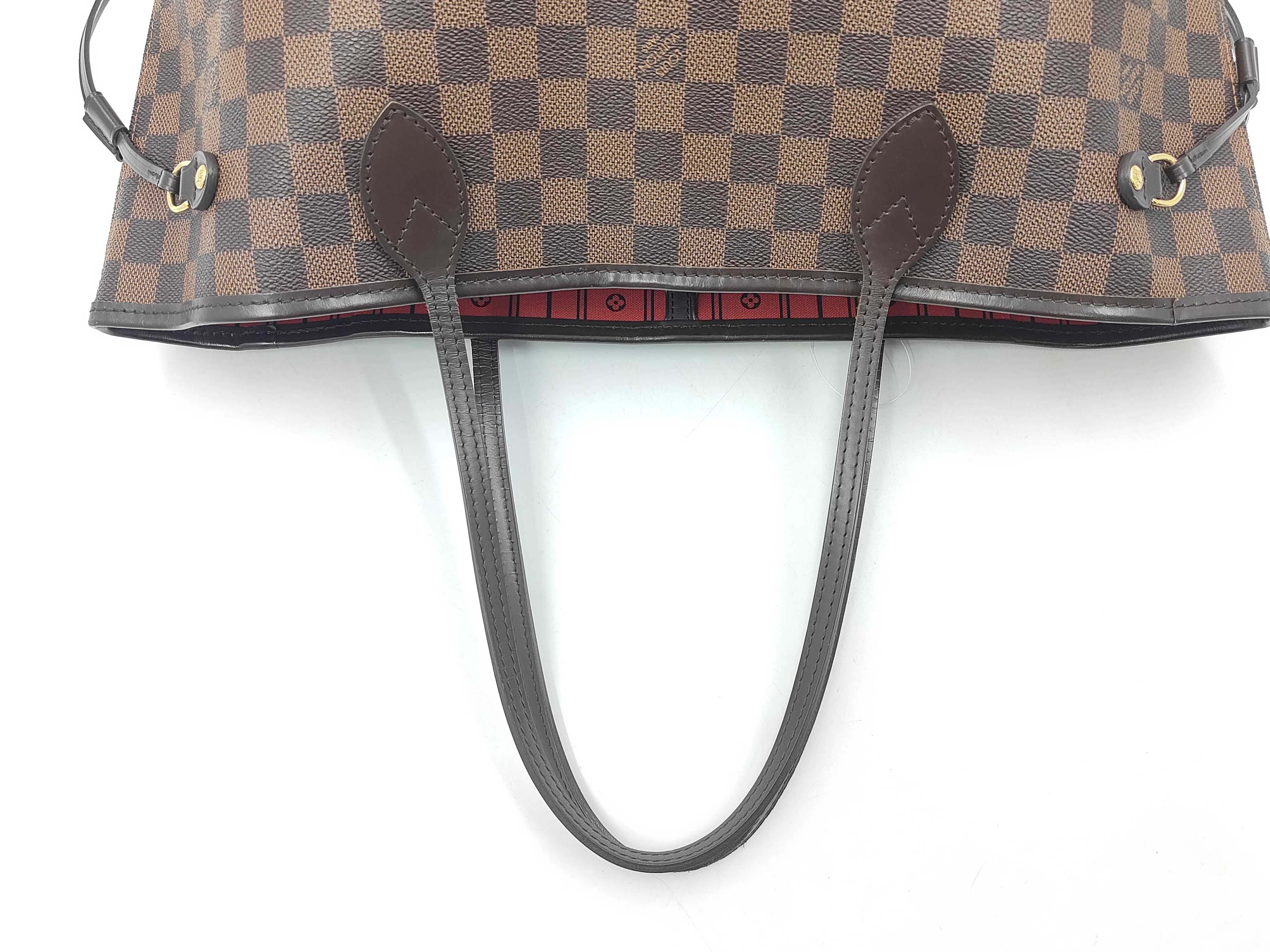 Damier Neverfull MM Tote Bag — view 3
