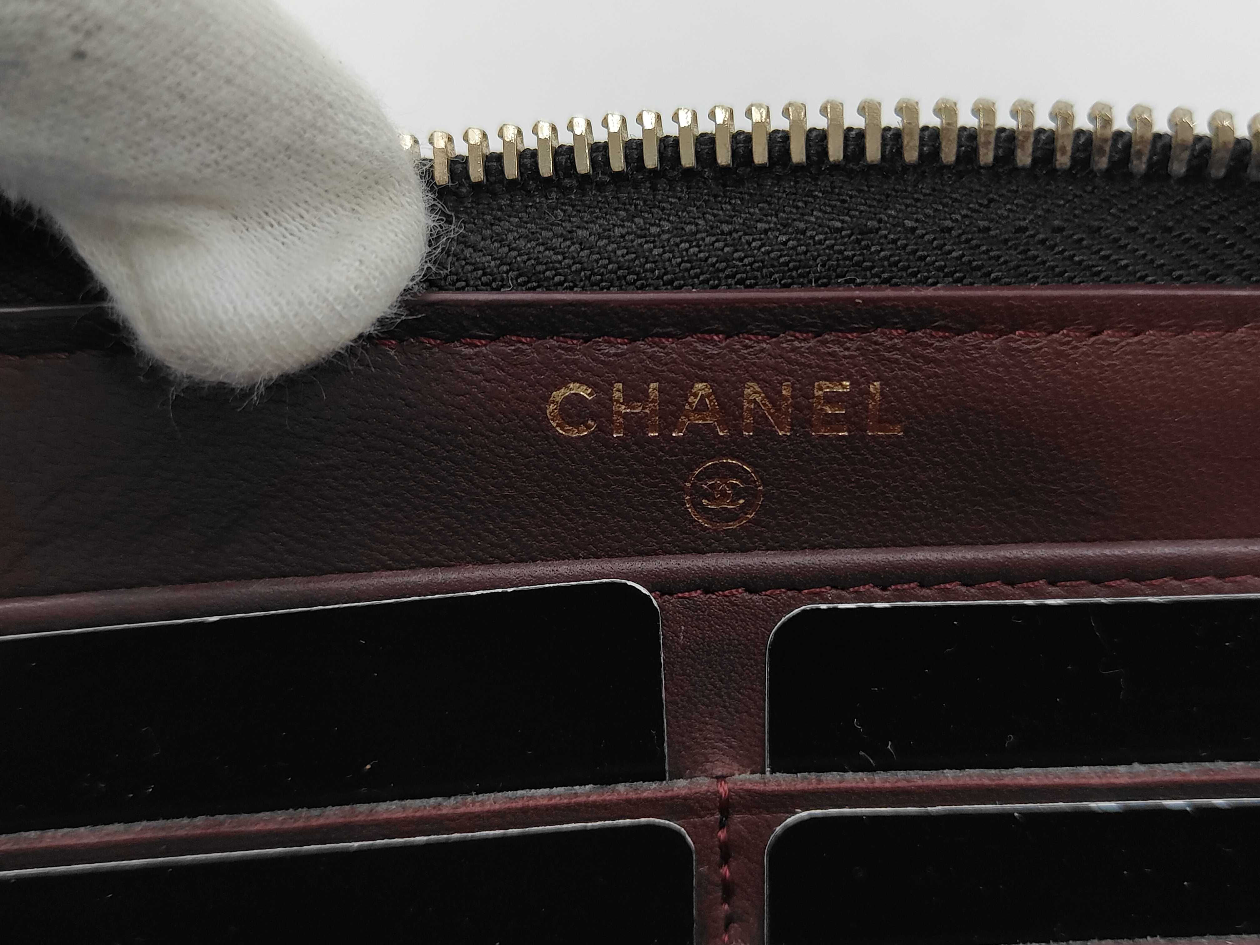 Lambskin V-stitch Zippy Long Wallet / 22915366 Wallet — view 5
