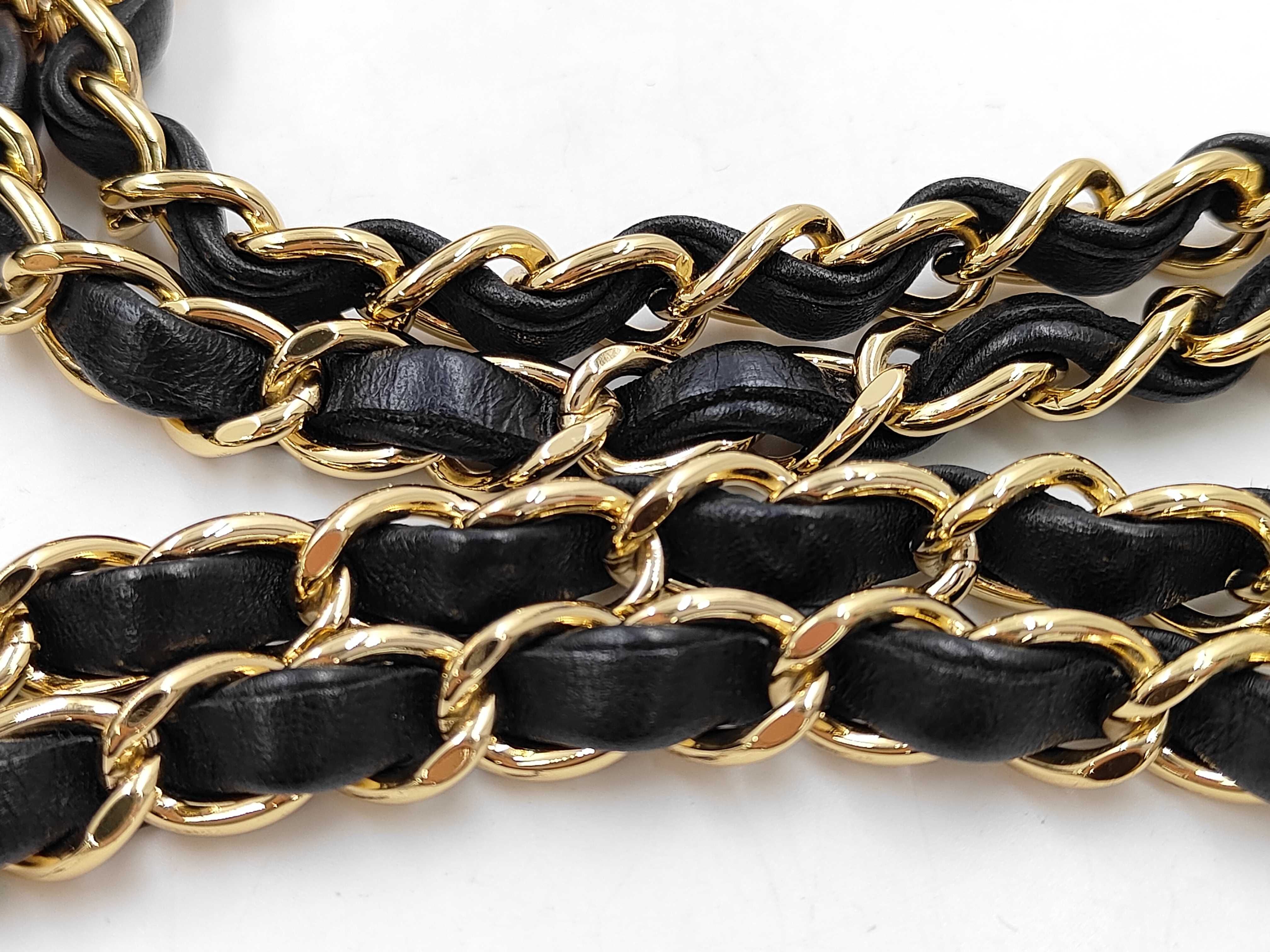 Matelassé 25 Double Flap Chain Shoulder Bag, Lambskin, Black, Gold Hardware — view 5