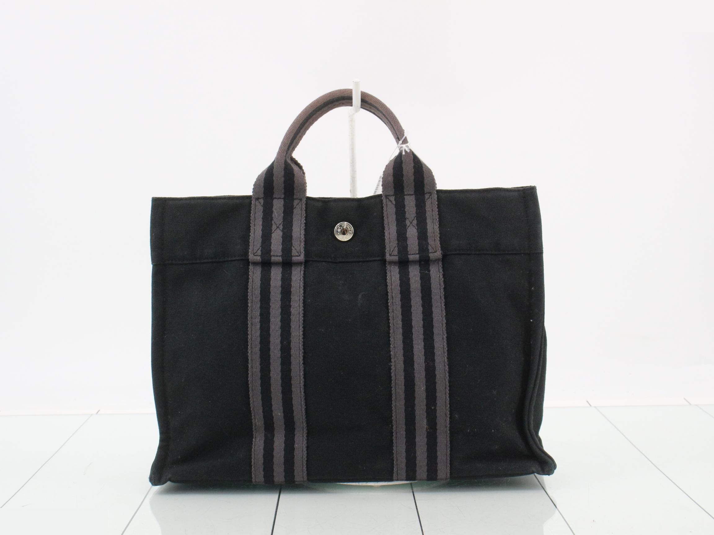 handbag — view 2