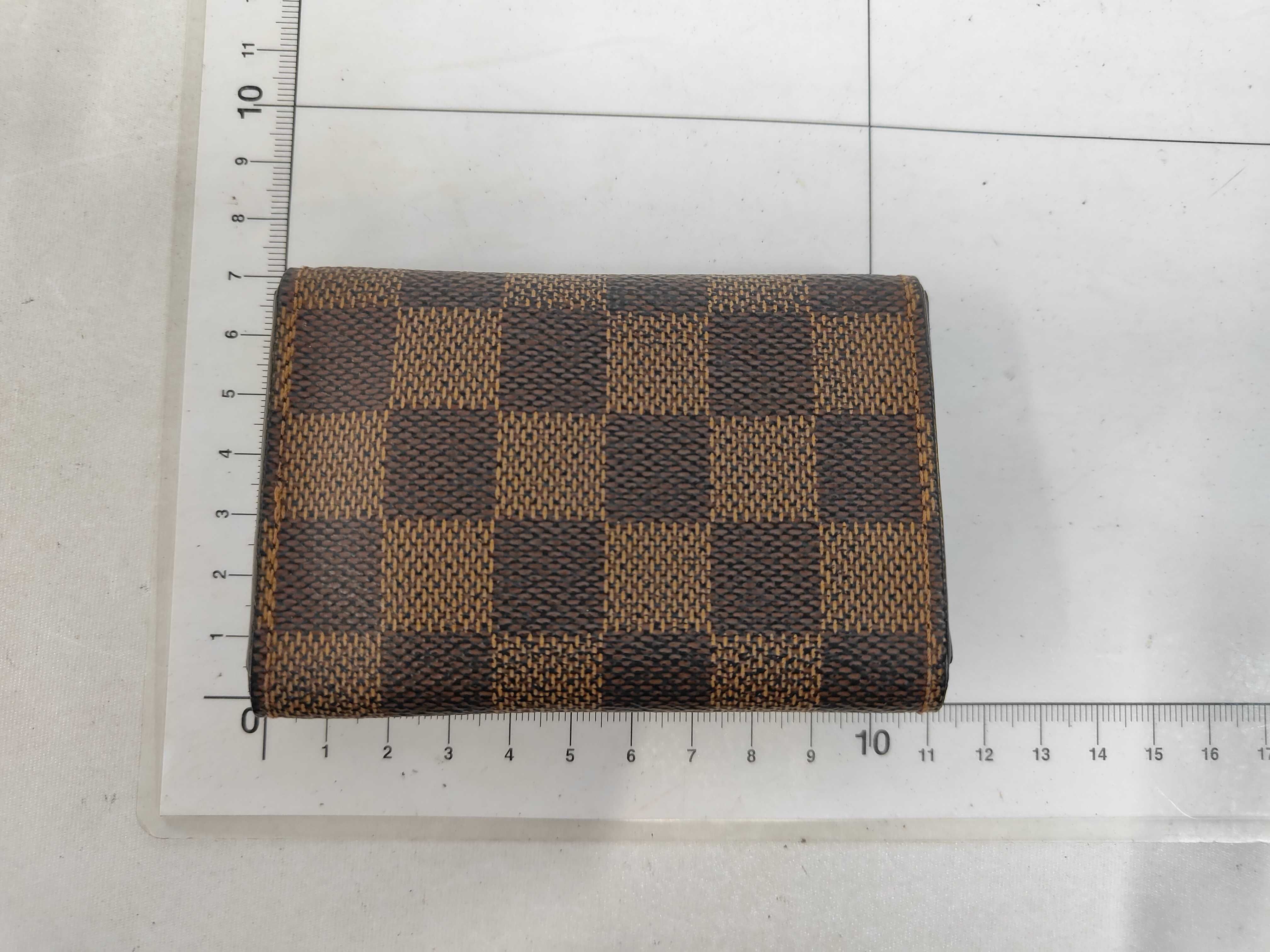 Damier Key Case — view 2