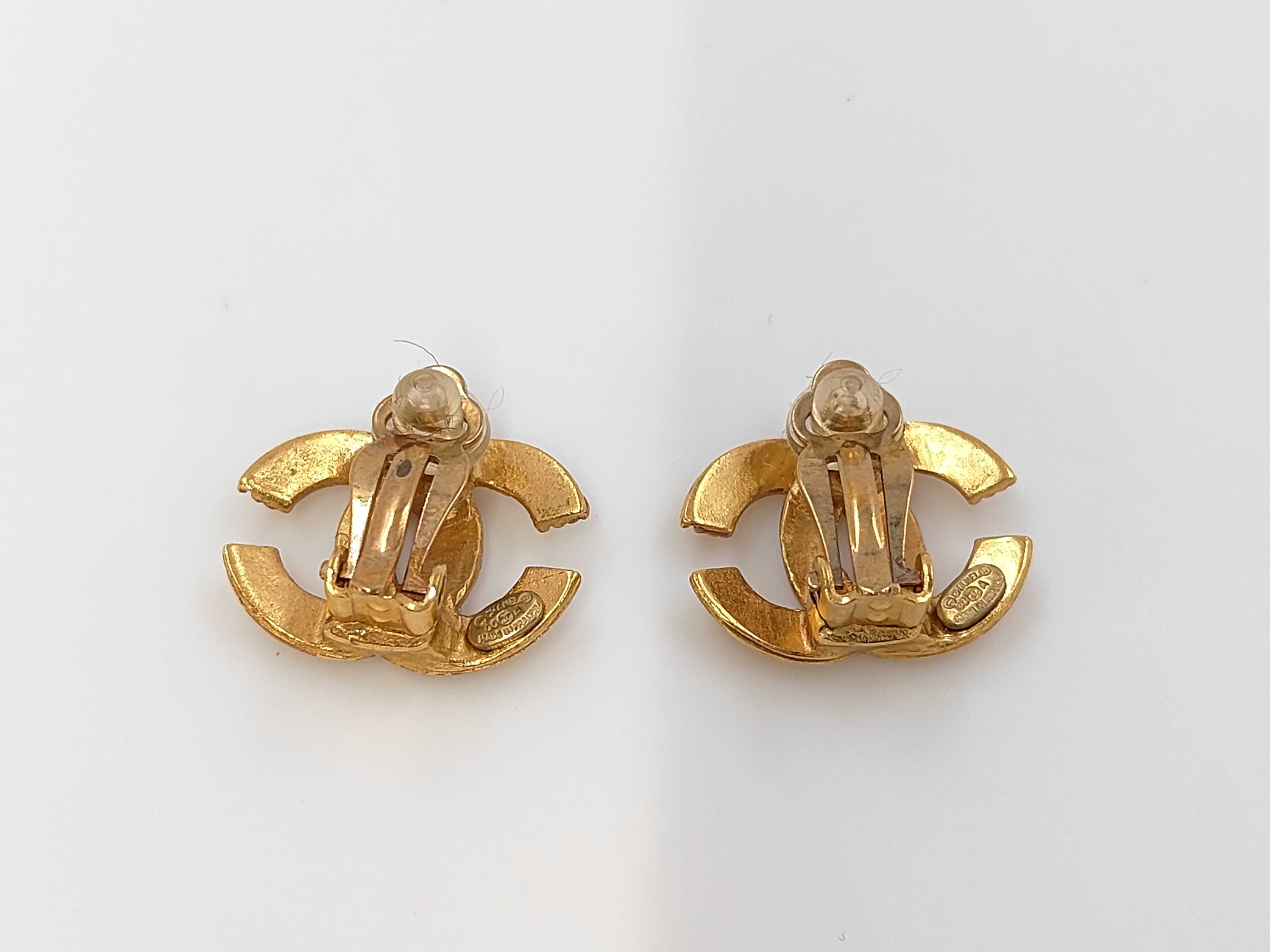 earrings — view 2