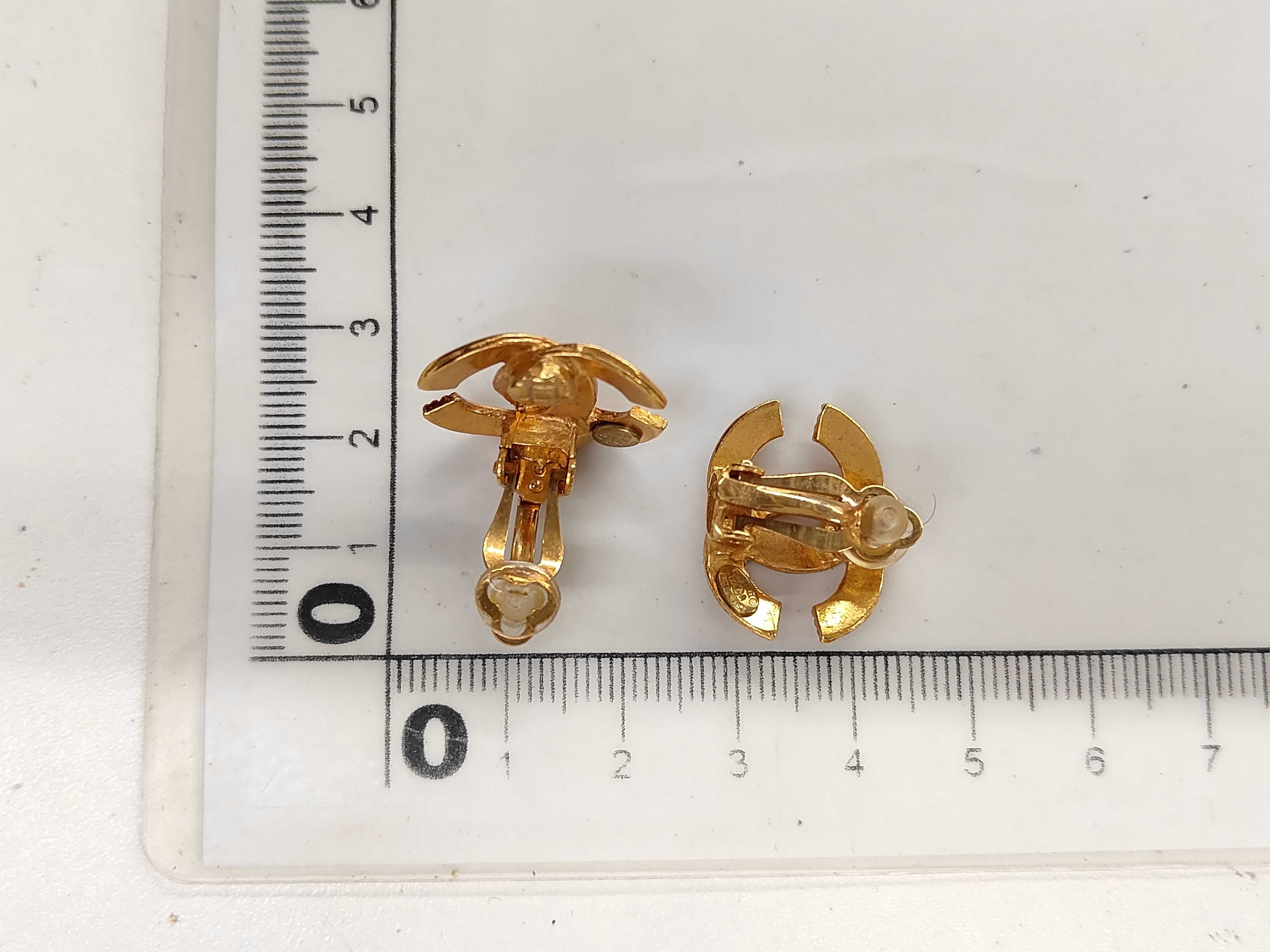 earrings — view 6