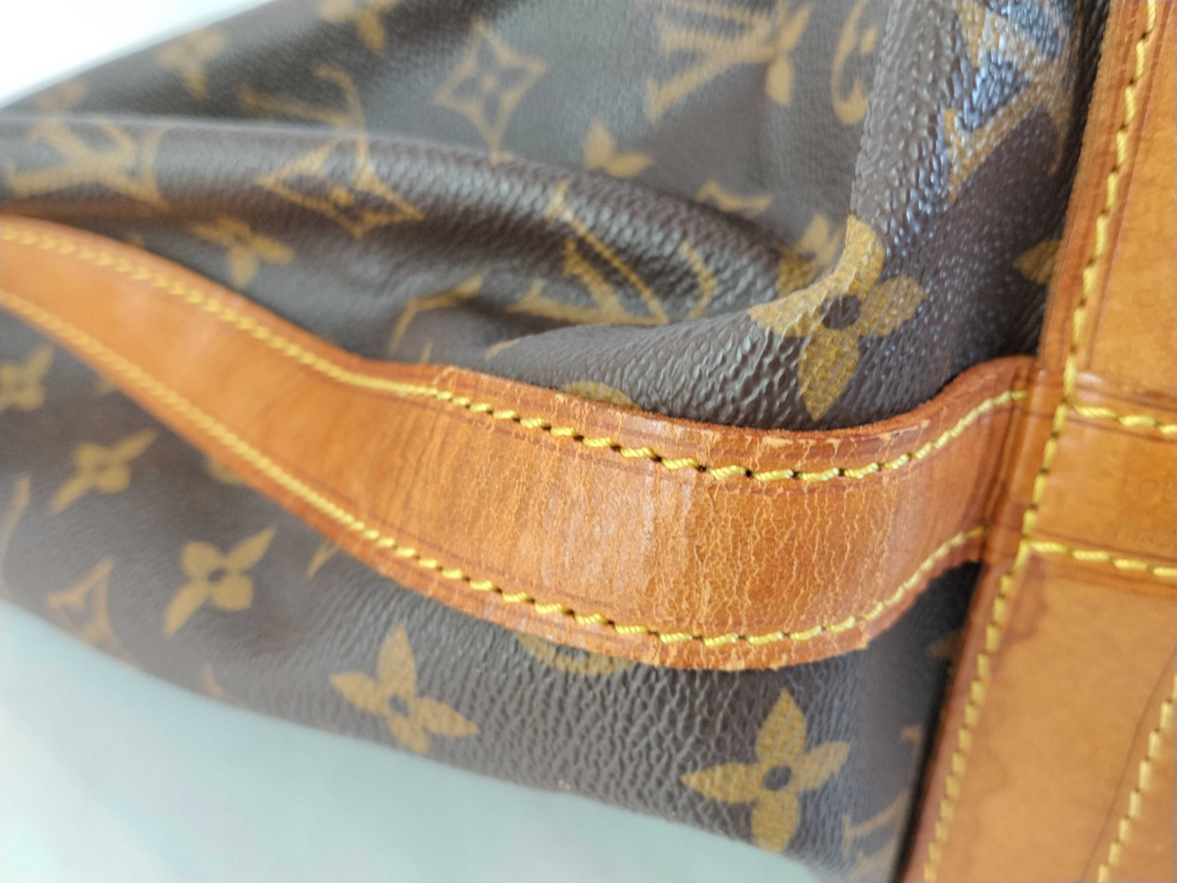 Monogram Noe M42224 (Serial number unknown) Brown Shoulder Bag — view 11