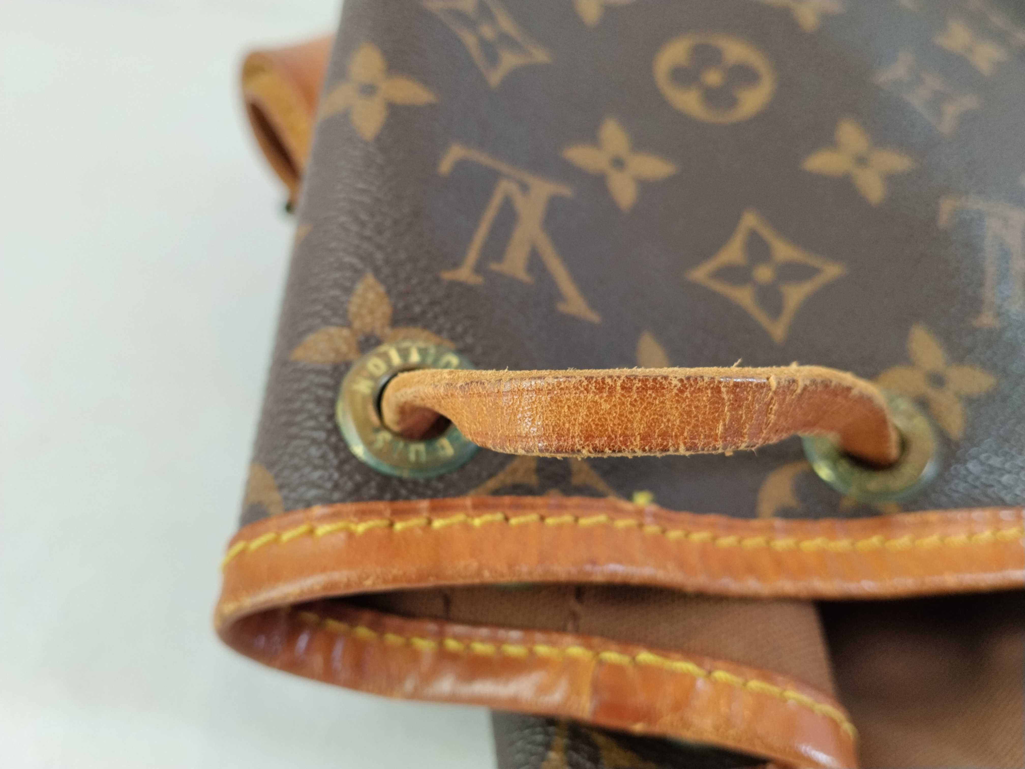 Monogram Noe M42224 (Serial number unknown) Brown Shoulder Bag — view 12