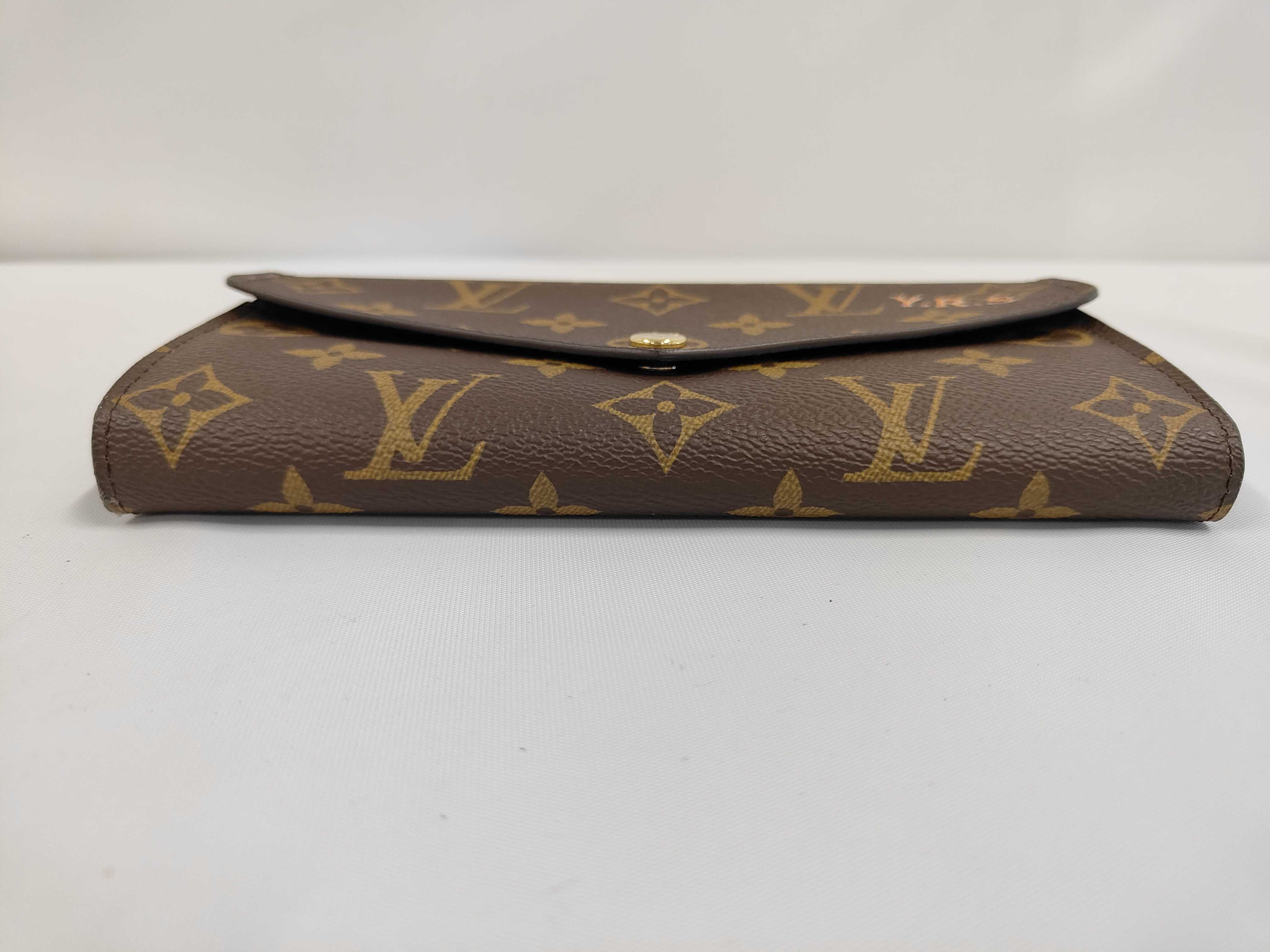 wallet — view 4