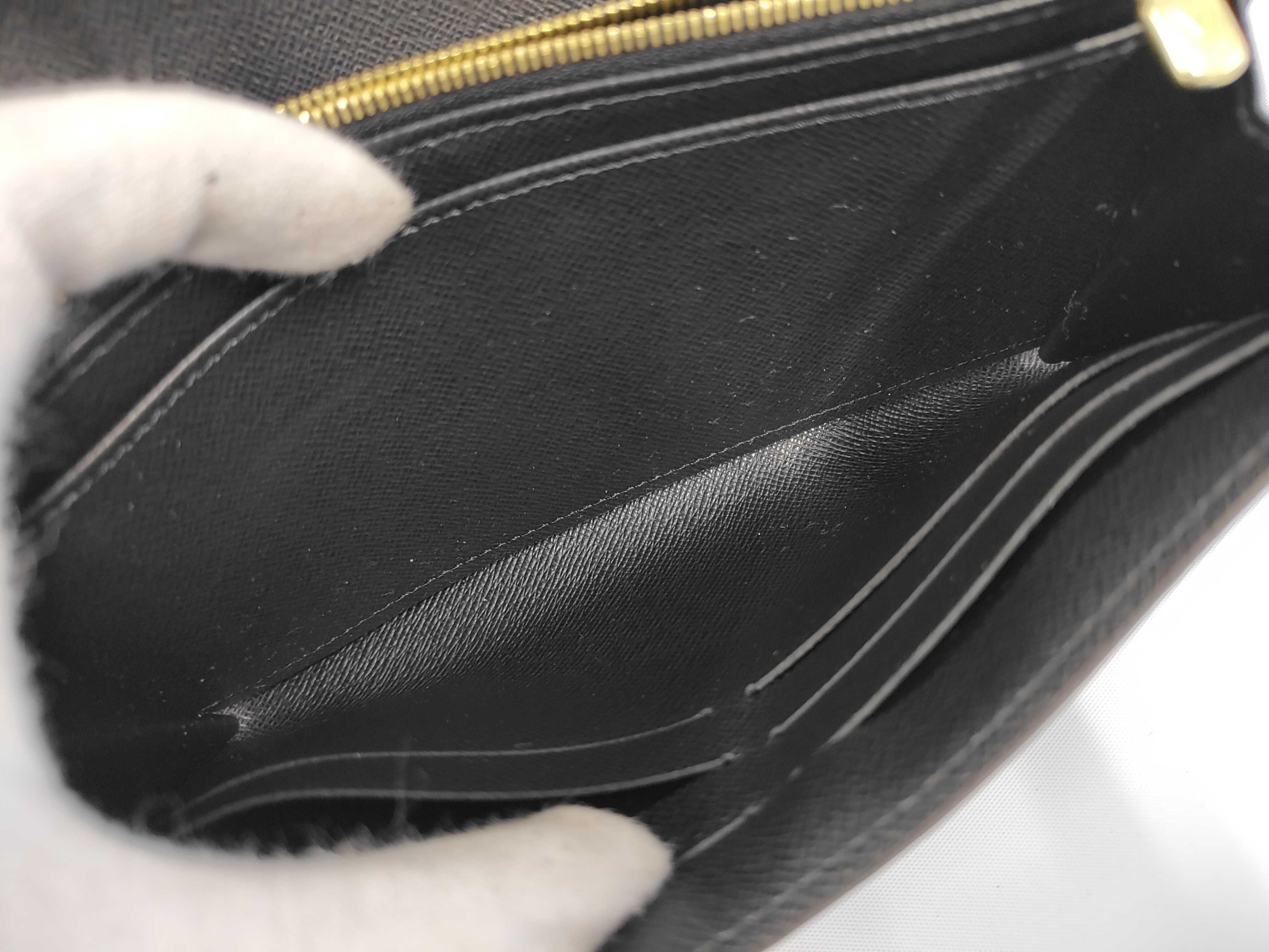 wallet — view 10