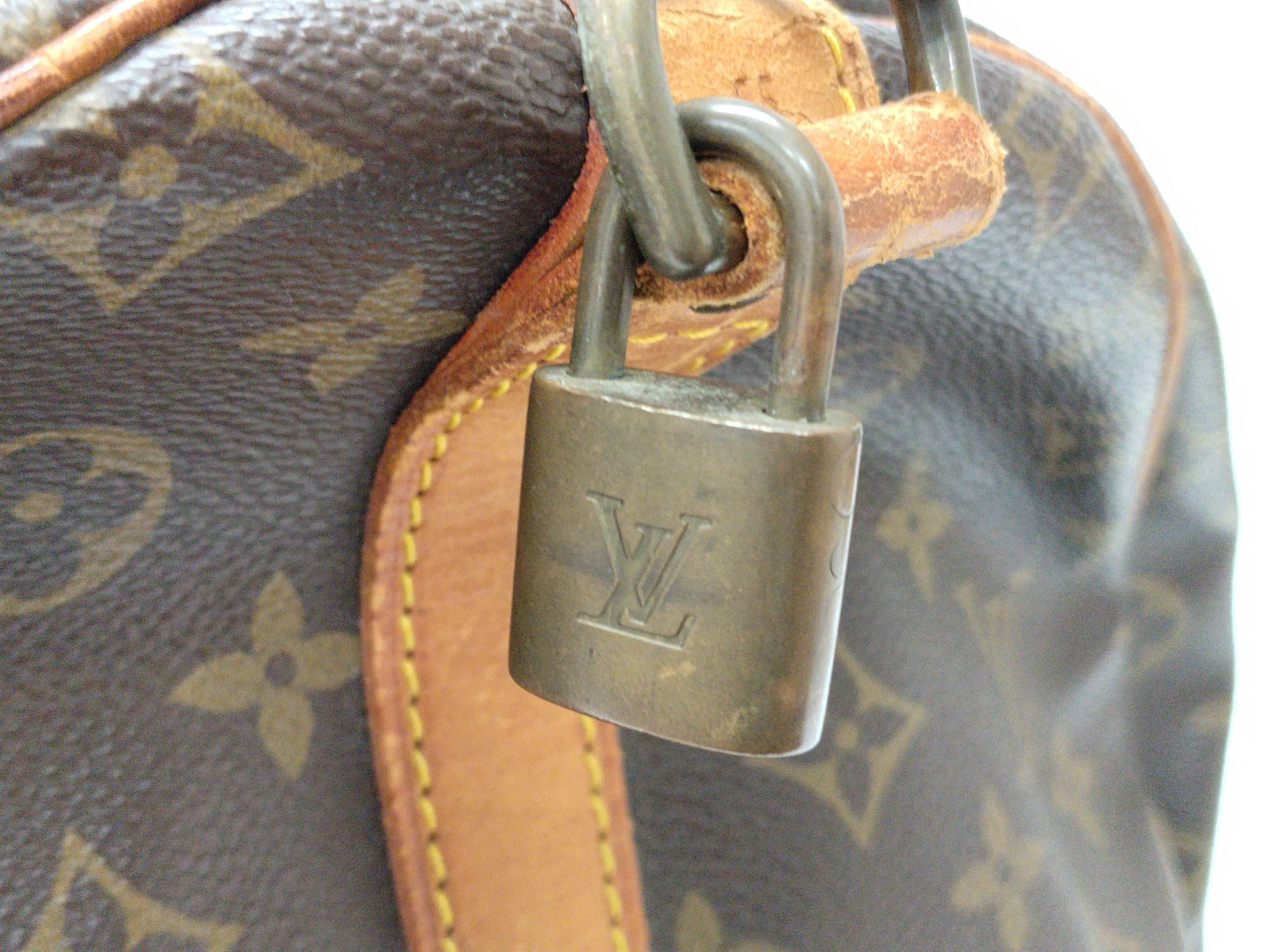 Monogram Keepall Bandoulière Boston Bag — view 11