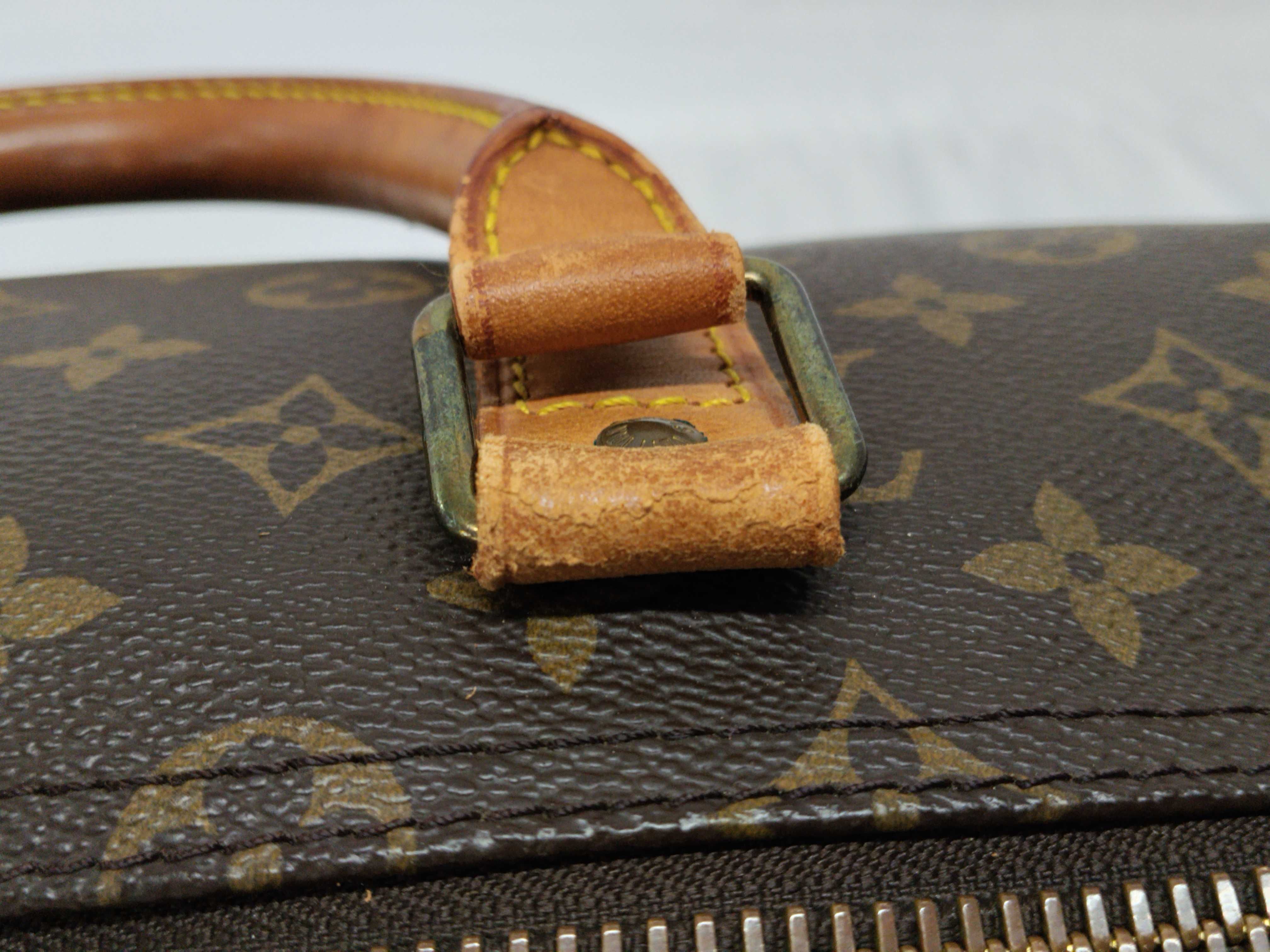 Monogram Keepall Bandoulière Boston Bag — view 10