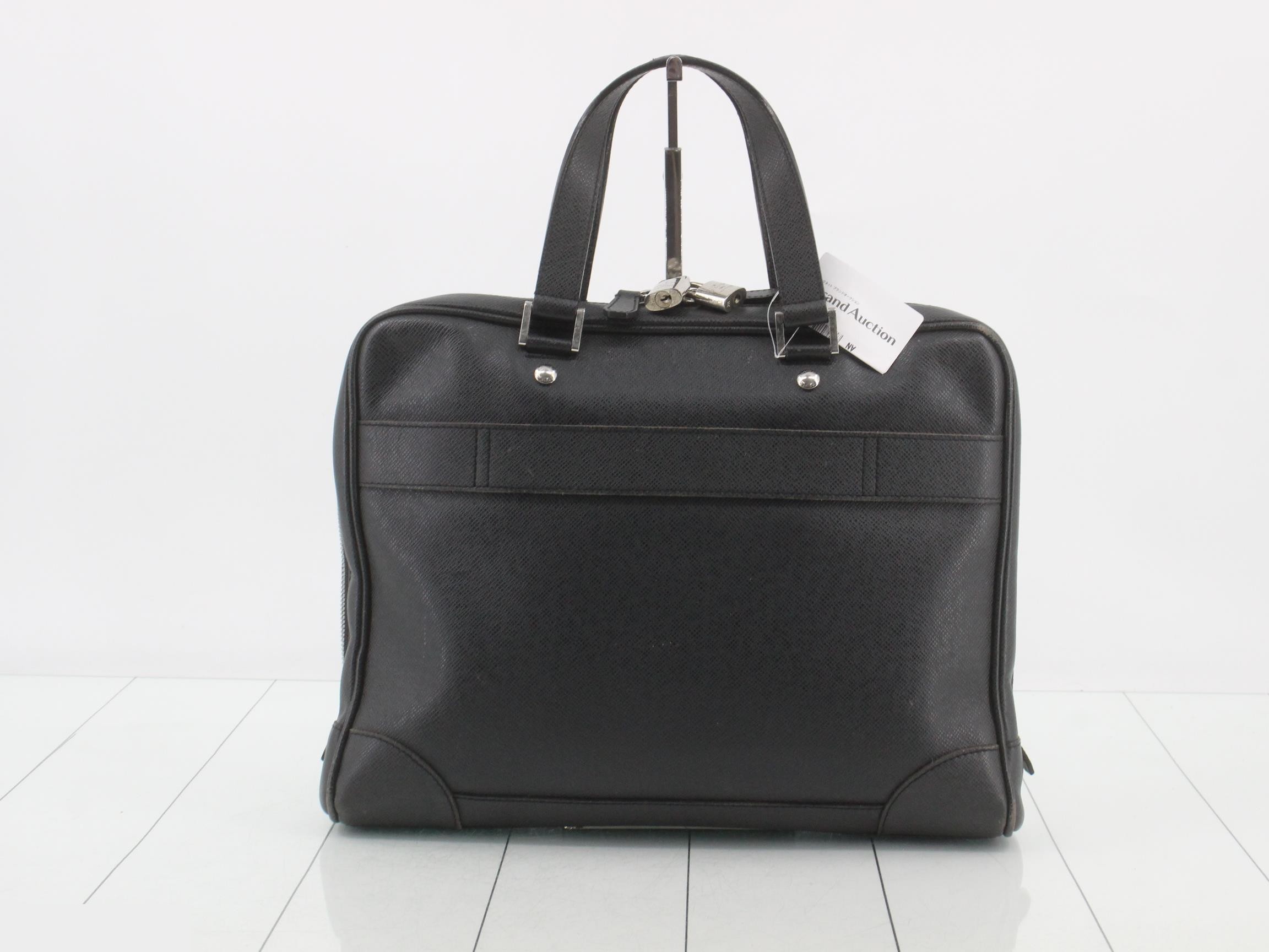 Taiga Business Bag — view 2