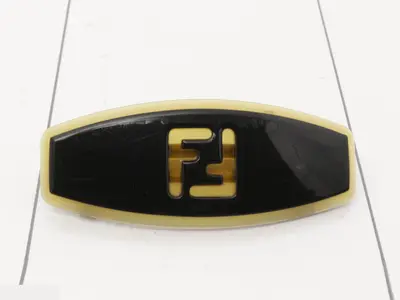 barrette, black