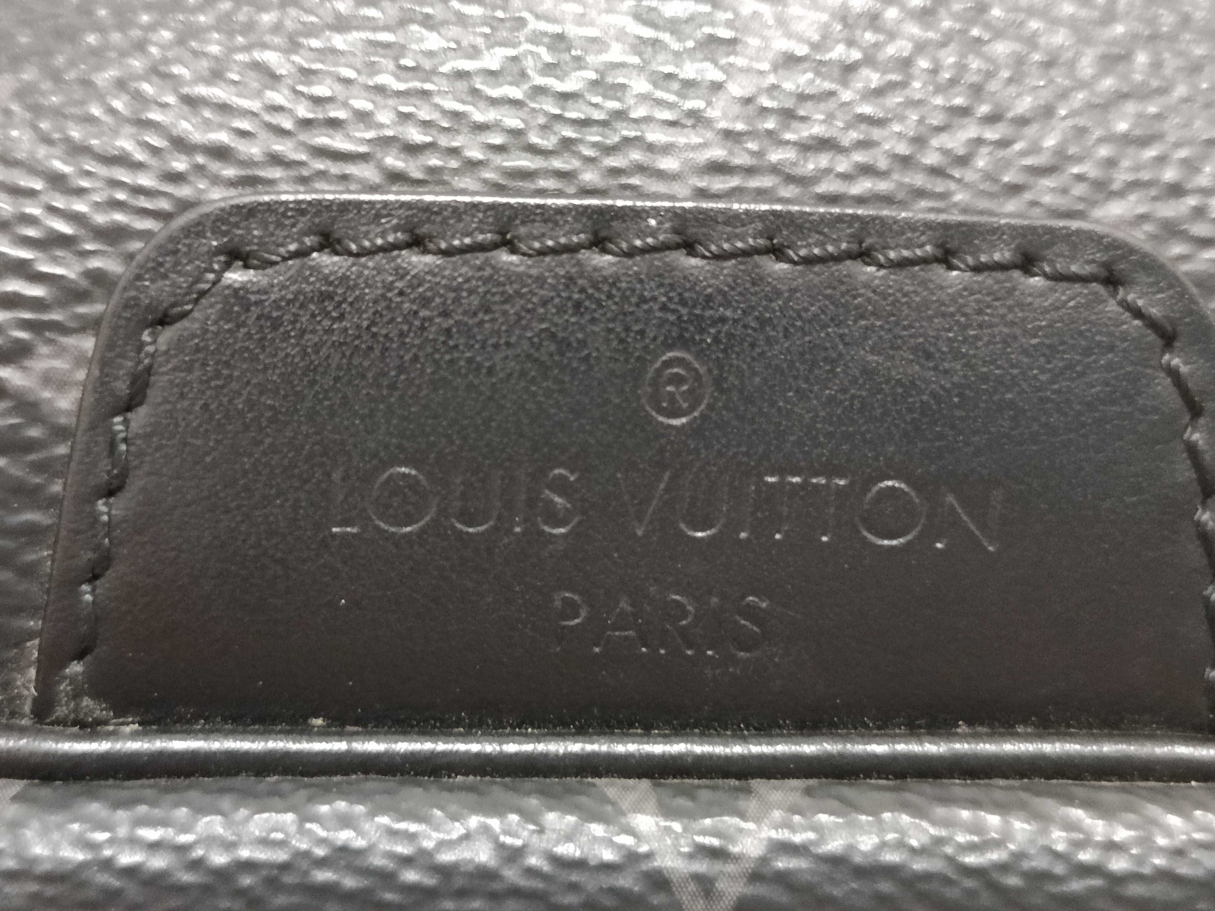 Discovery Bumbag M44336 Shoulder Bag — view 13