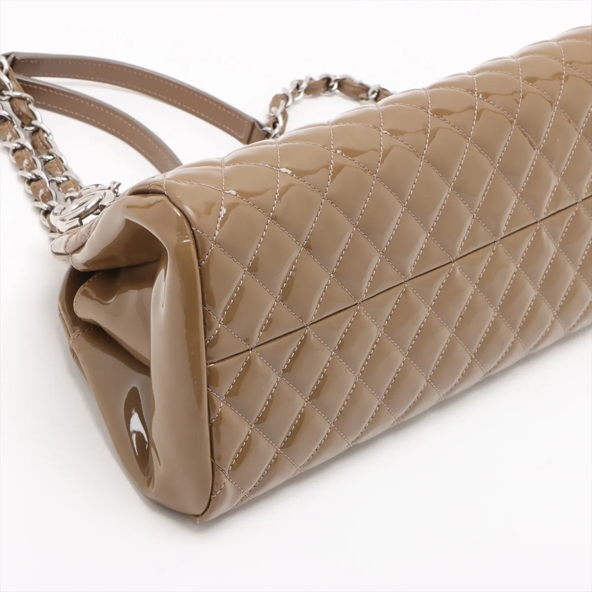 Matelasse Patent Leather Chain Handbag Coco Charm Khaki Silver Hardware 15235172 15th Series — view 4