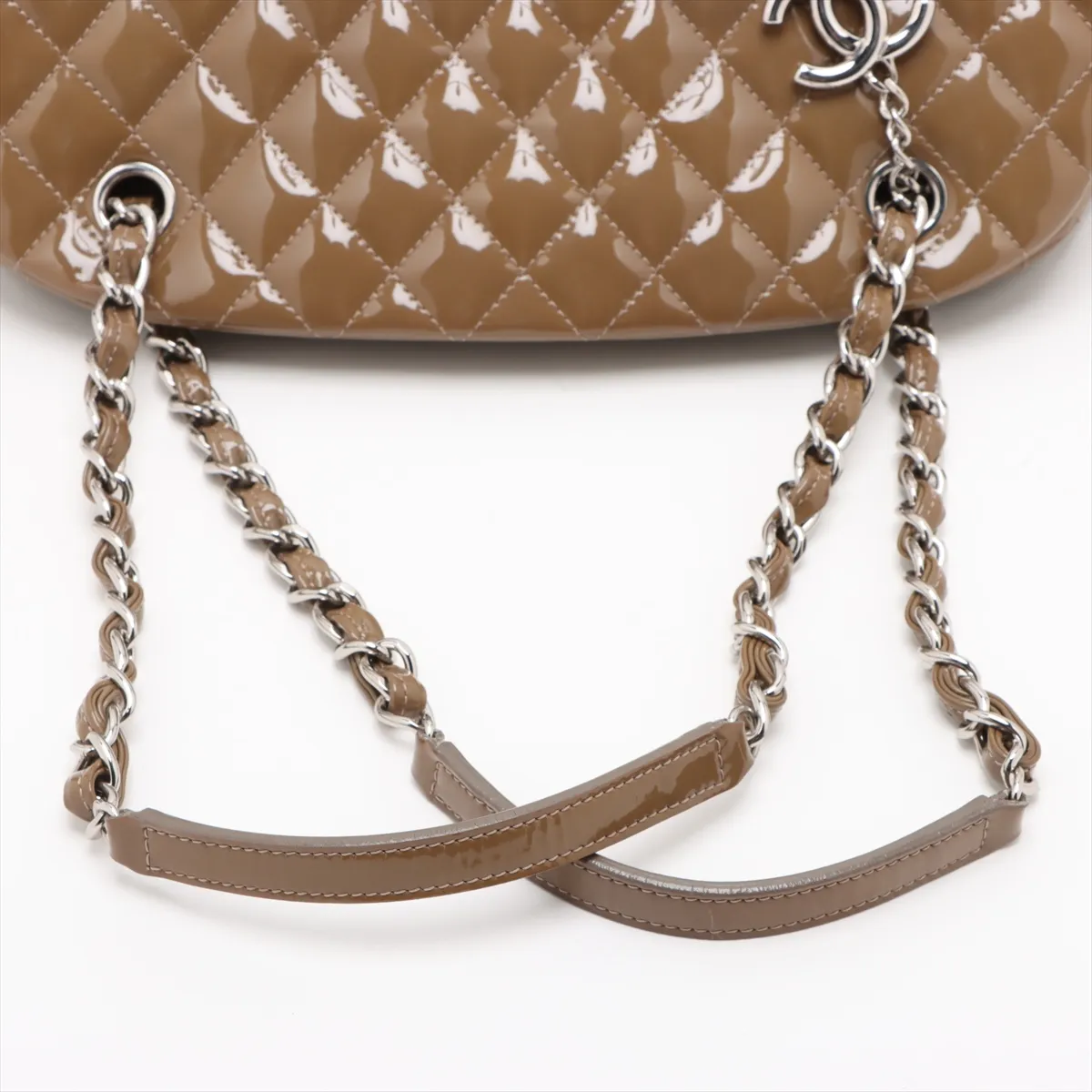 Matelasse Patent Leather Chain Handbag Coco Charm Khaki Silver Hardware 15235172 15th Series — view 5
