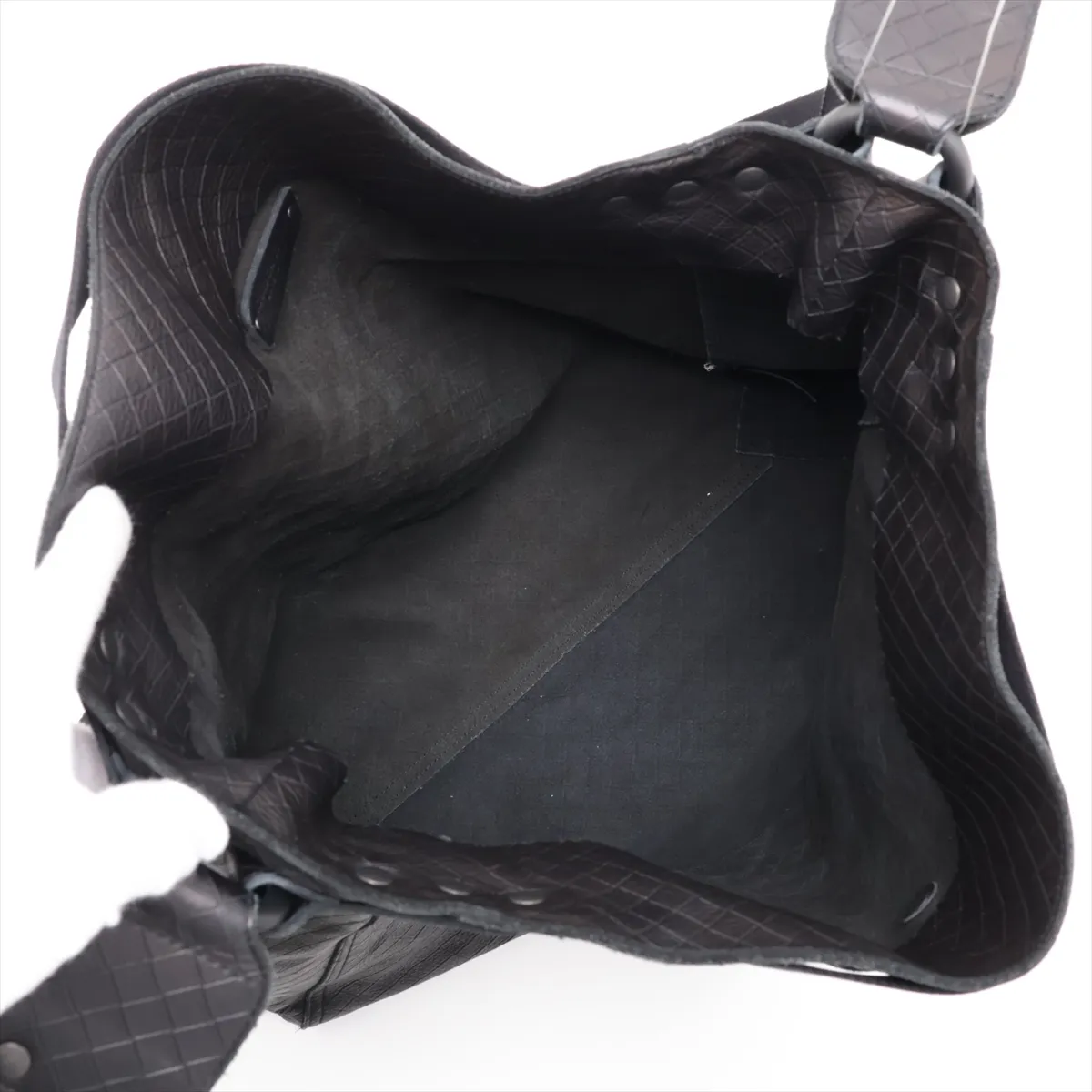 Intreccio Leather Shoulder Bag, Black — view 8