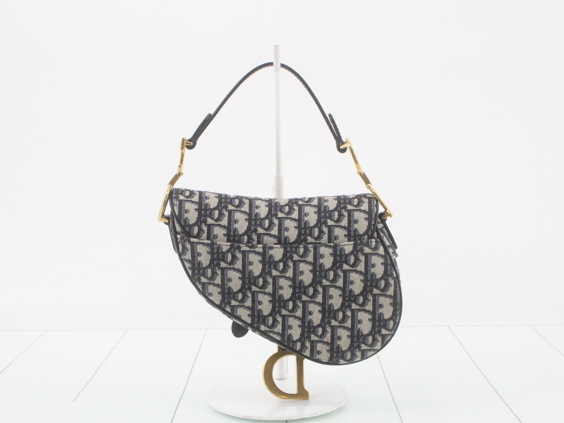 Saddle Trotter/Oblique Canvas One-Shoulder Bag — view 2