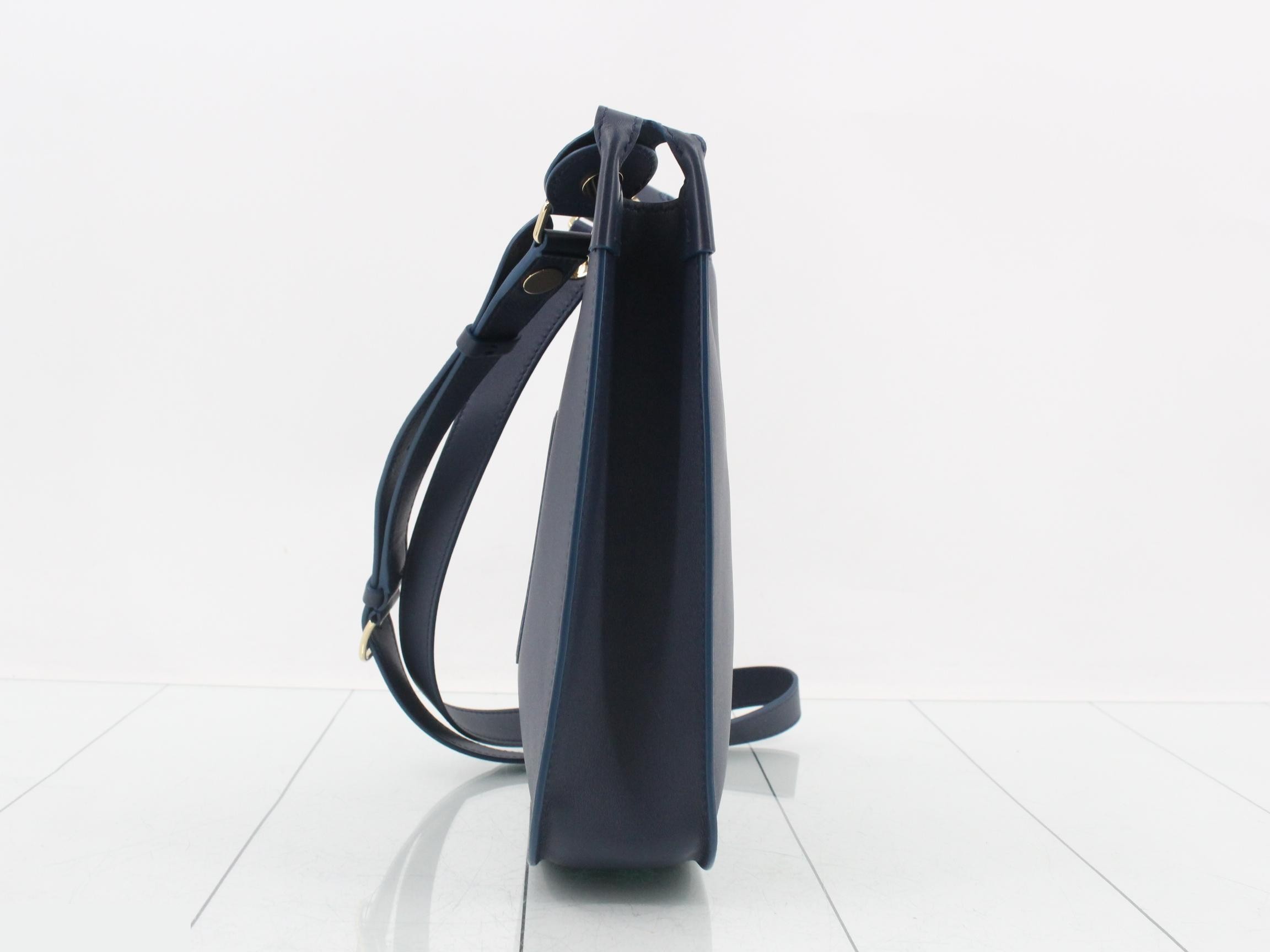shoulder bag — view 3