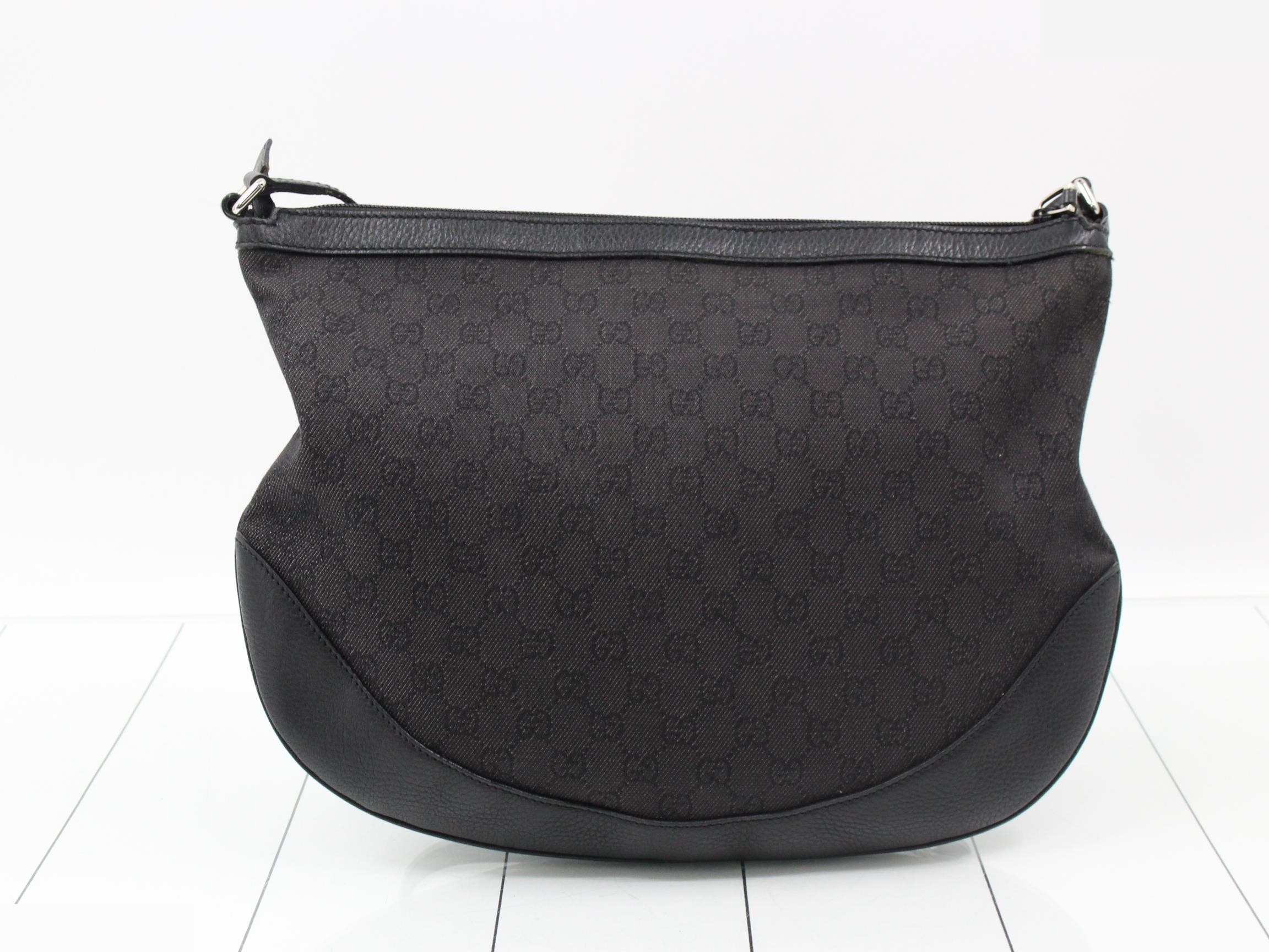 GG Canvas Shoulder Bag — view 2