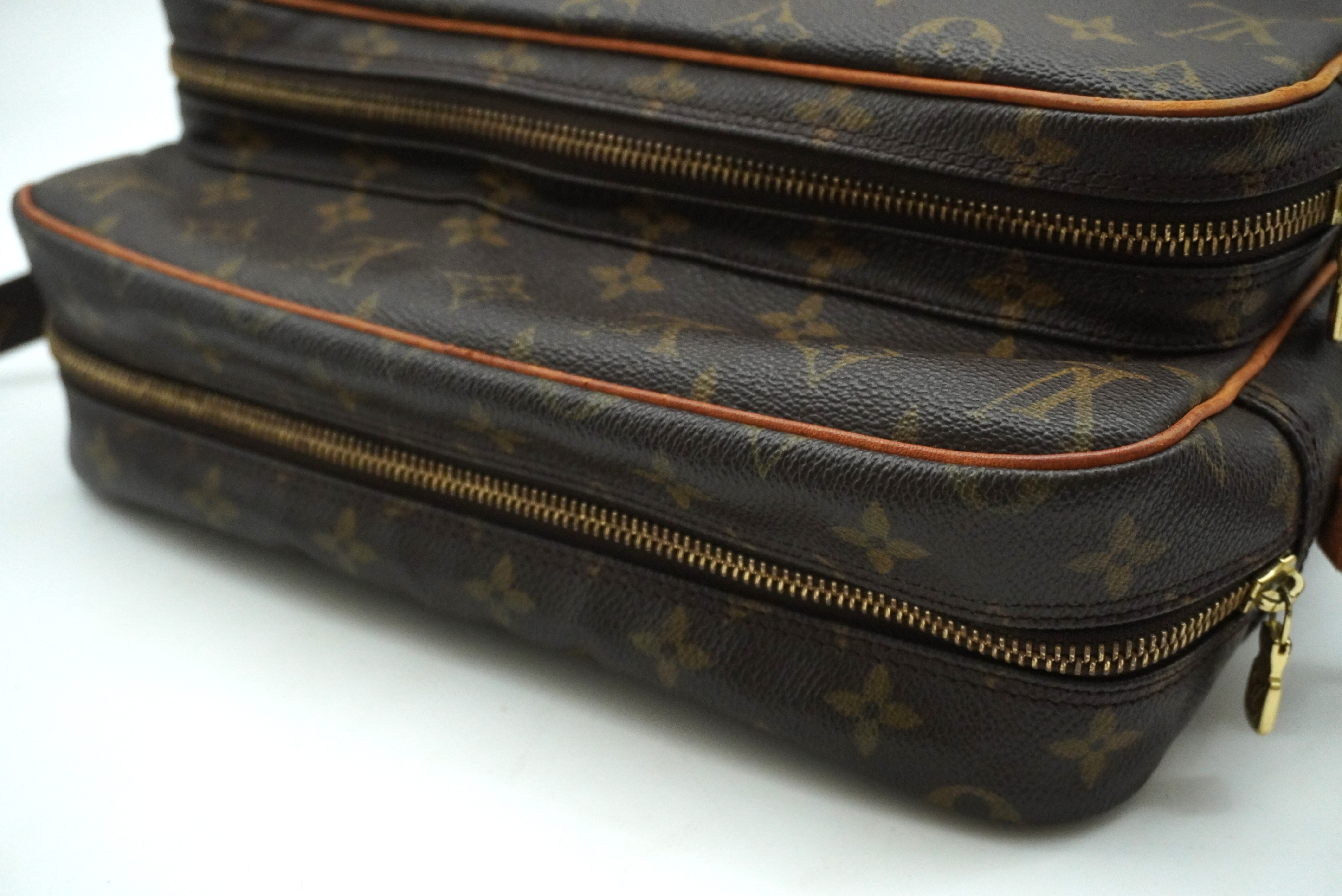 Monogram Nile M45244 Shoulder Bag — view 11