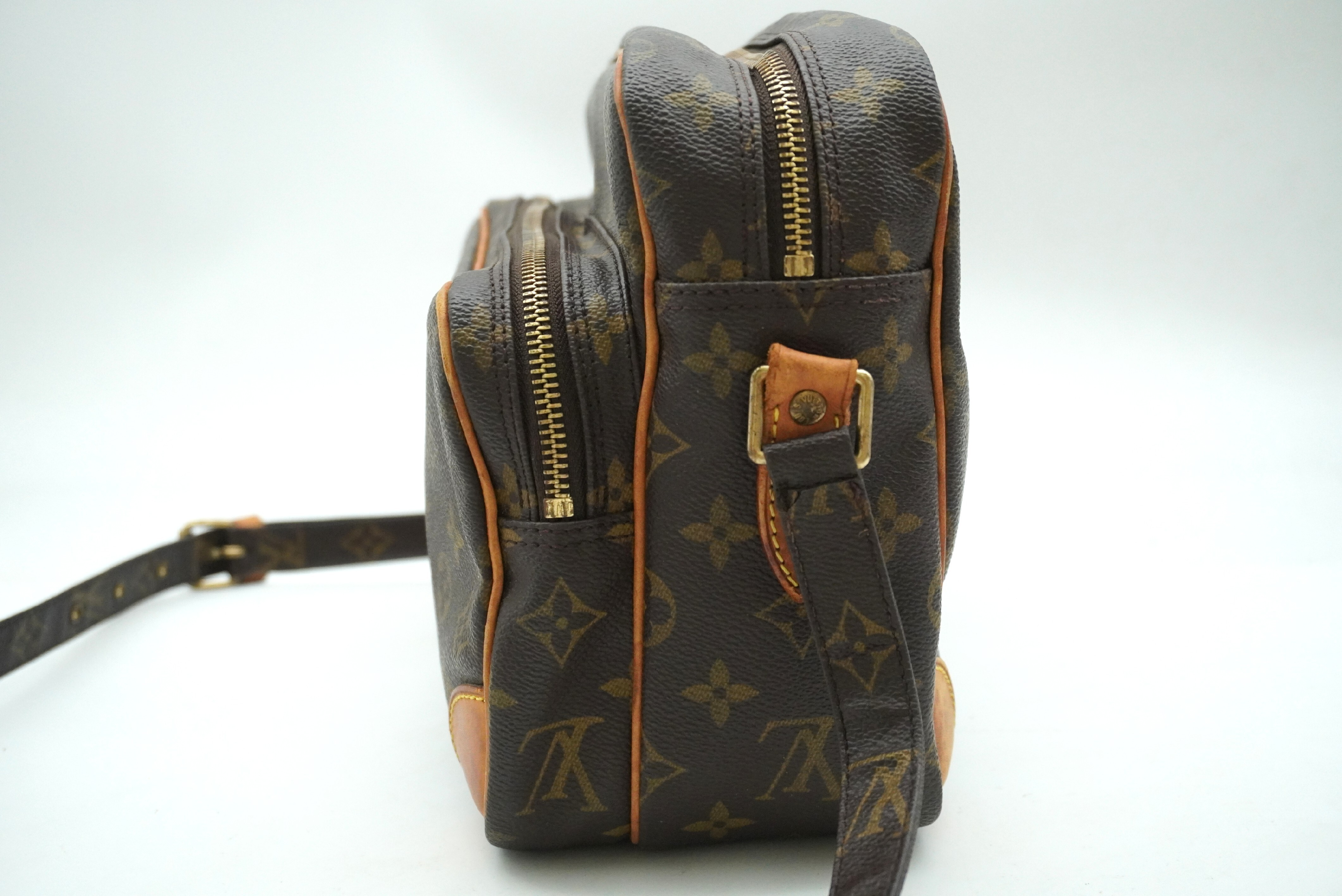 Monogram Nile M45244 Shoulder Bag — view 3