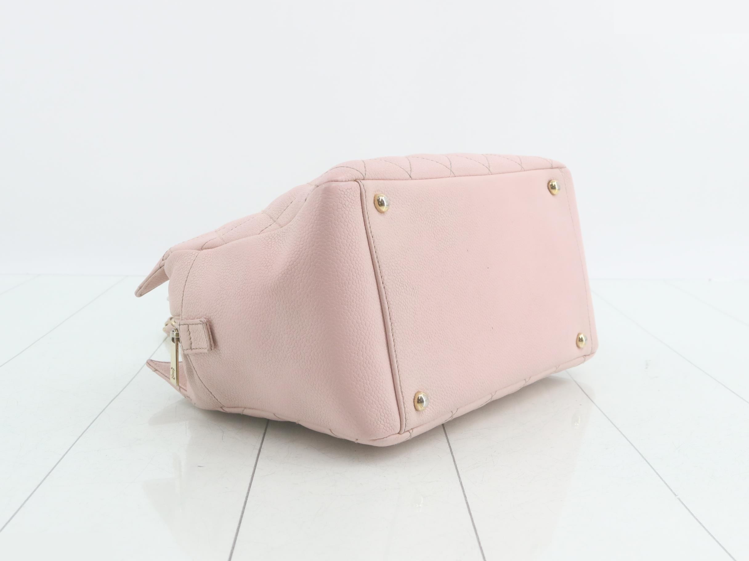 Matelassé Caviar Skin Chain Tote Bag, Pink, Series 7 — view 5