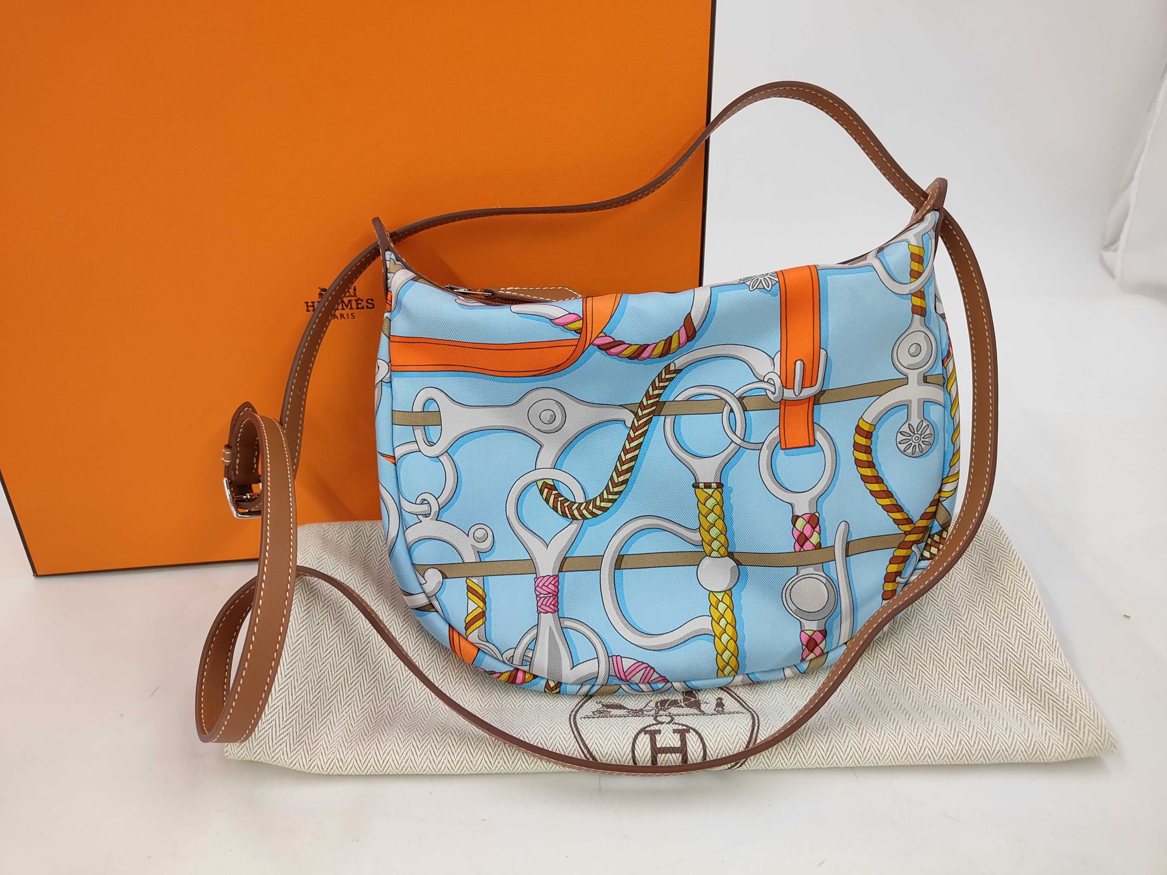 Sursoy To Go Shoulder Bag