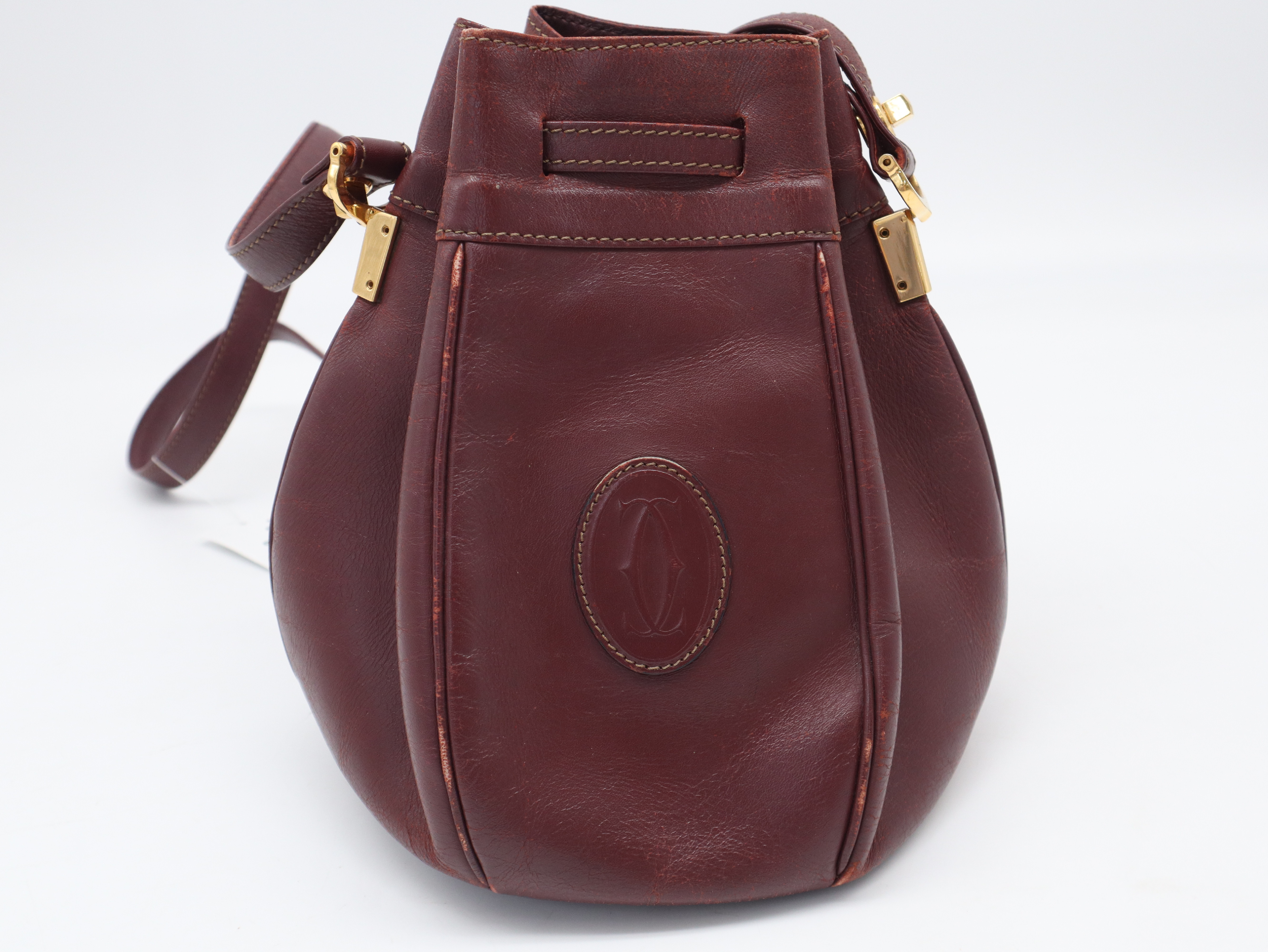 Must Line Shoulder Bag, Leather, Bordeaux Shoulder Bag — view 2
