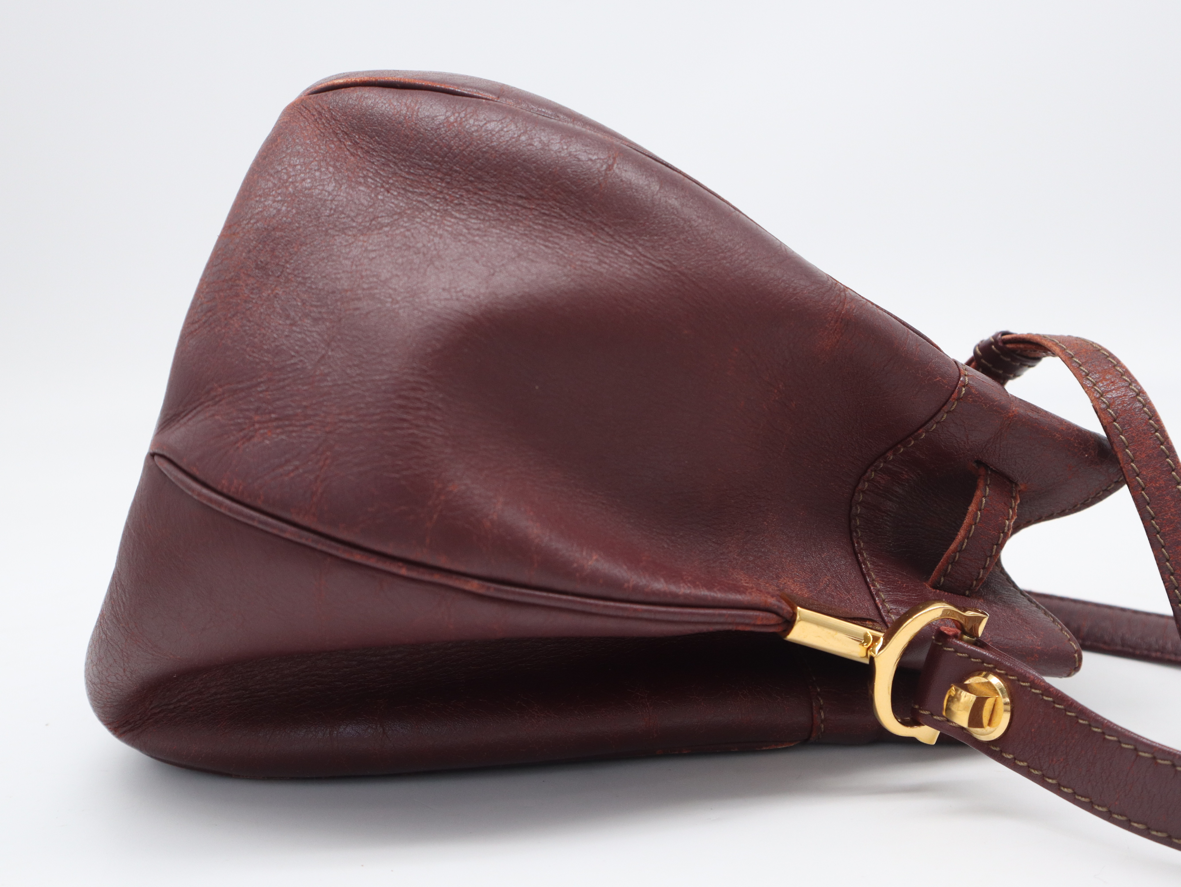 Must Line Shoulder Bag, Leather, Bordeaux Shoulder Bag — view 4