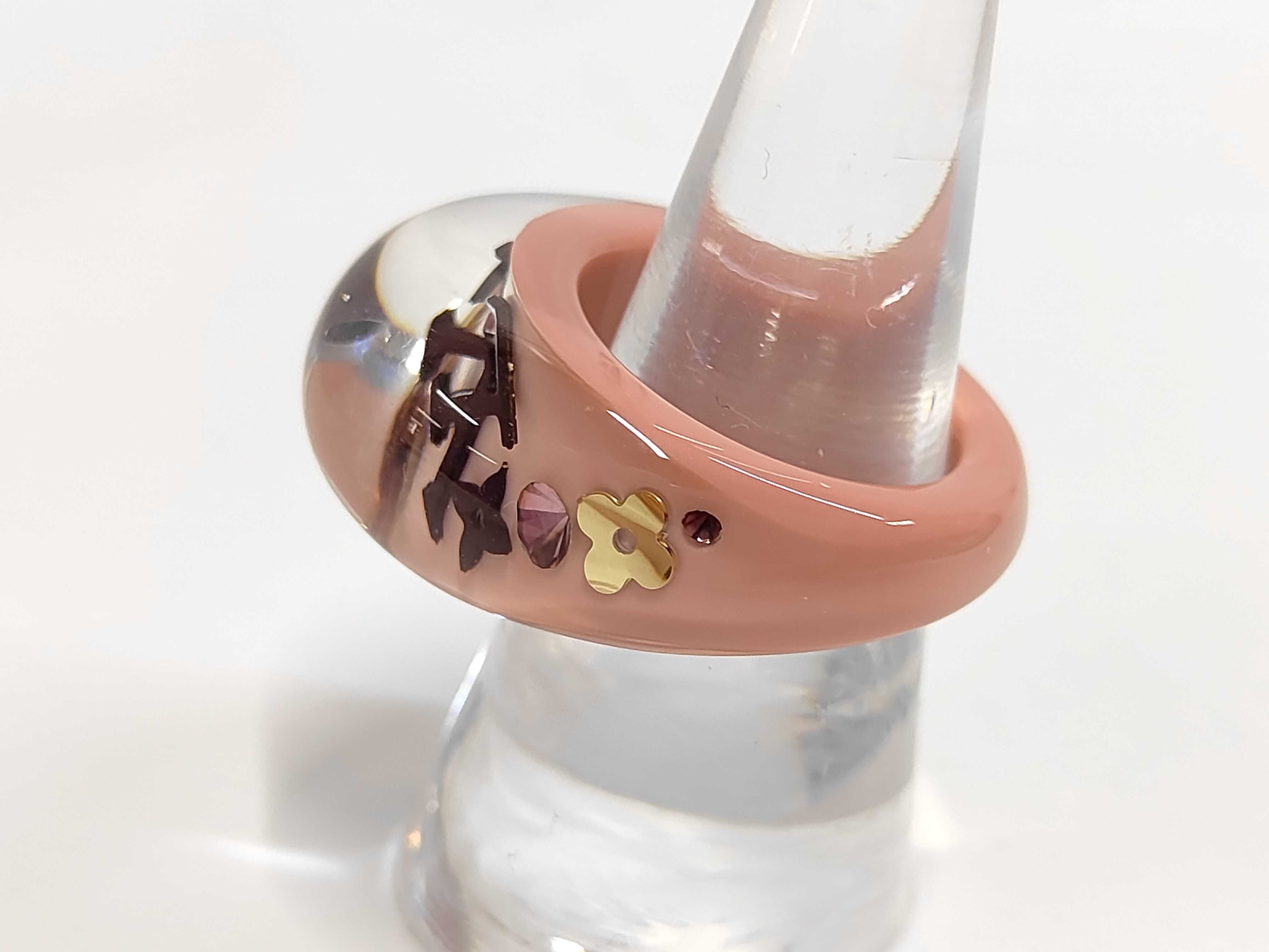Inclusion Ring — view 2