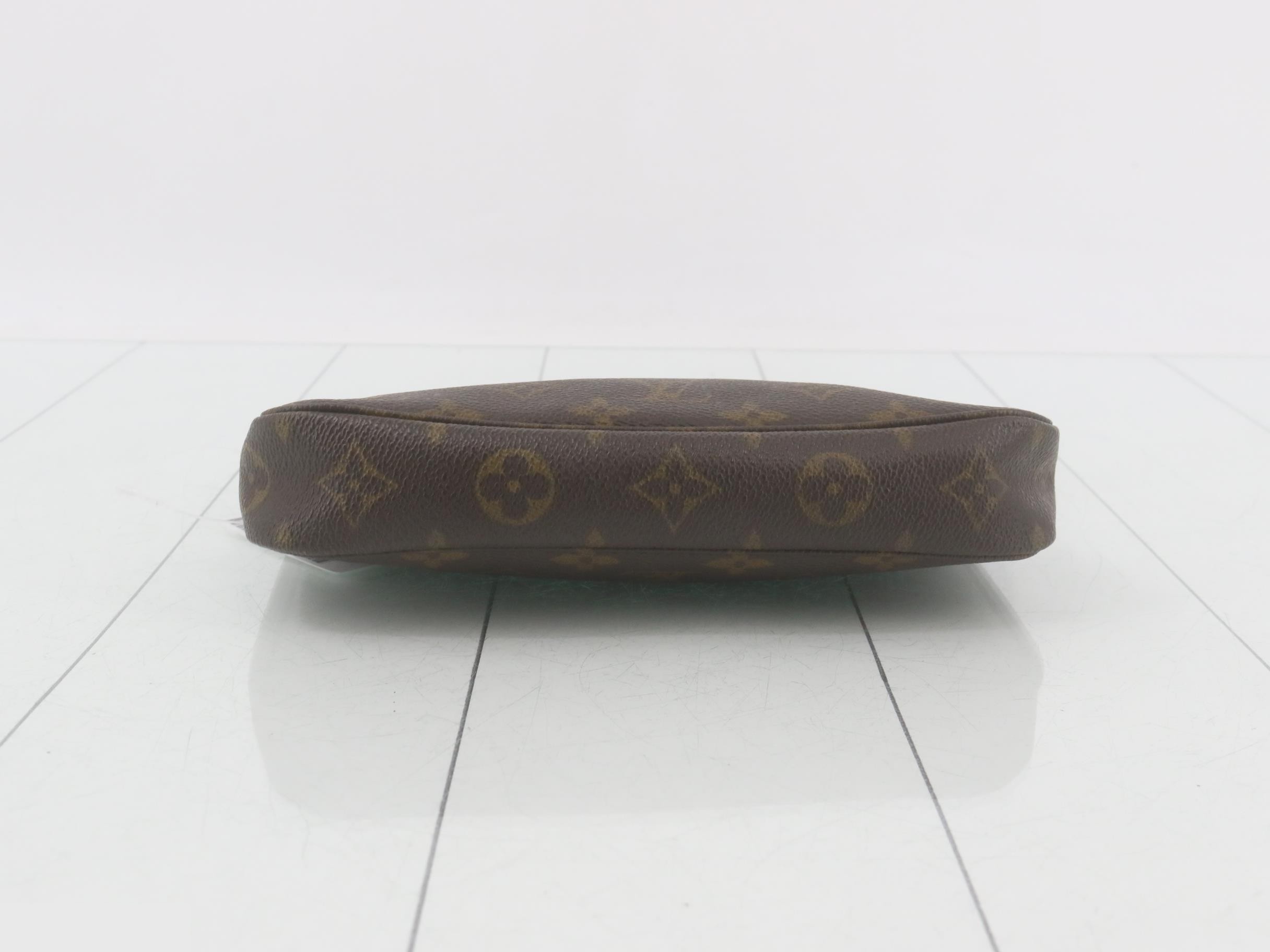 LV M51980 Monogram Pochette Accessoires VI0020 — view 3